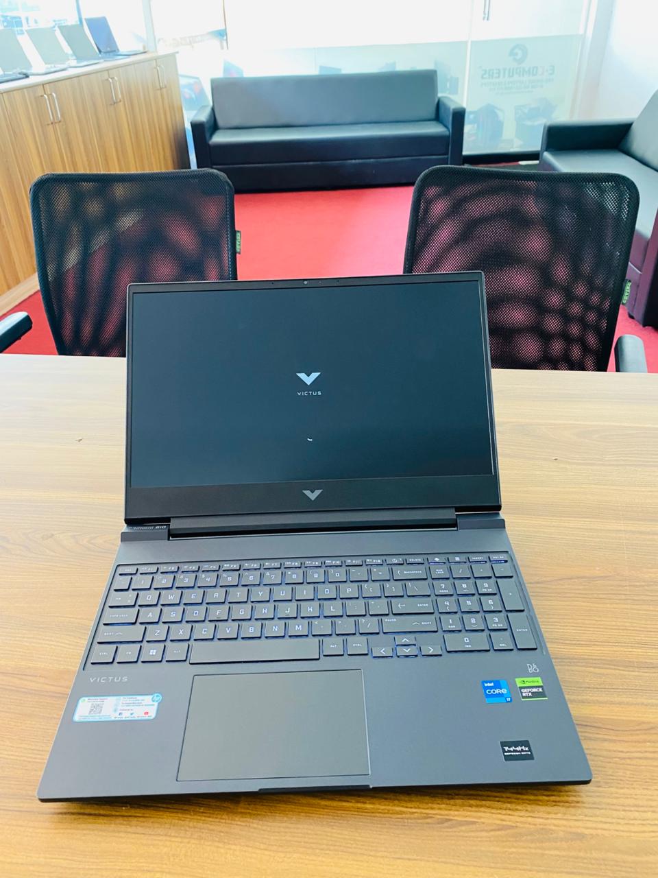 Brand New condition Hp victus Gaming i7-13th Gen Laptop with RTX 4060 8GB Graphics and 512GB SSD win 11 OS and 15.6 IPS 144hz Display
