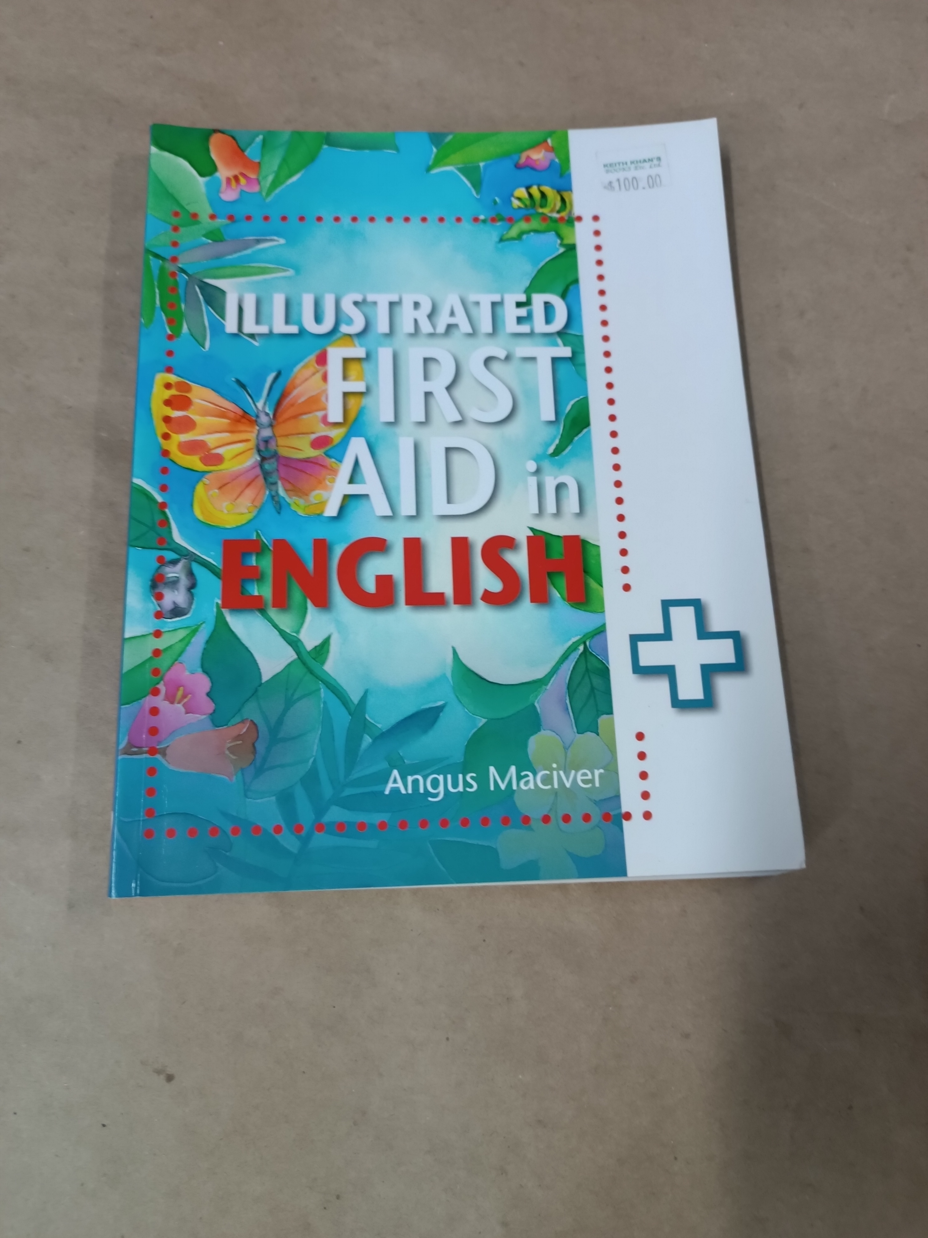 Illustrated First Aid in English