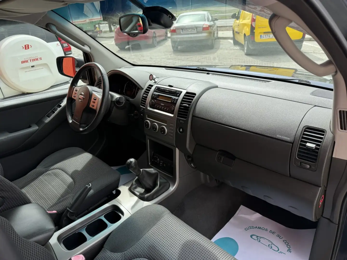 Nissan Pathfinder 2.5dCi SE