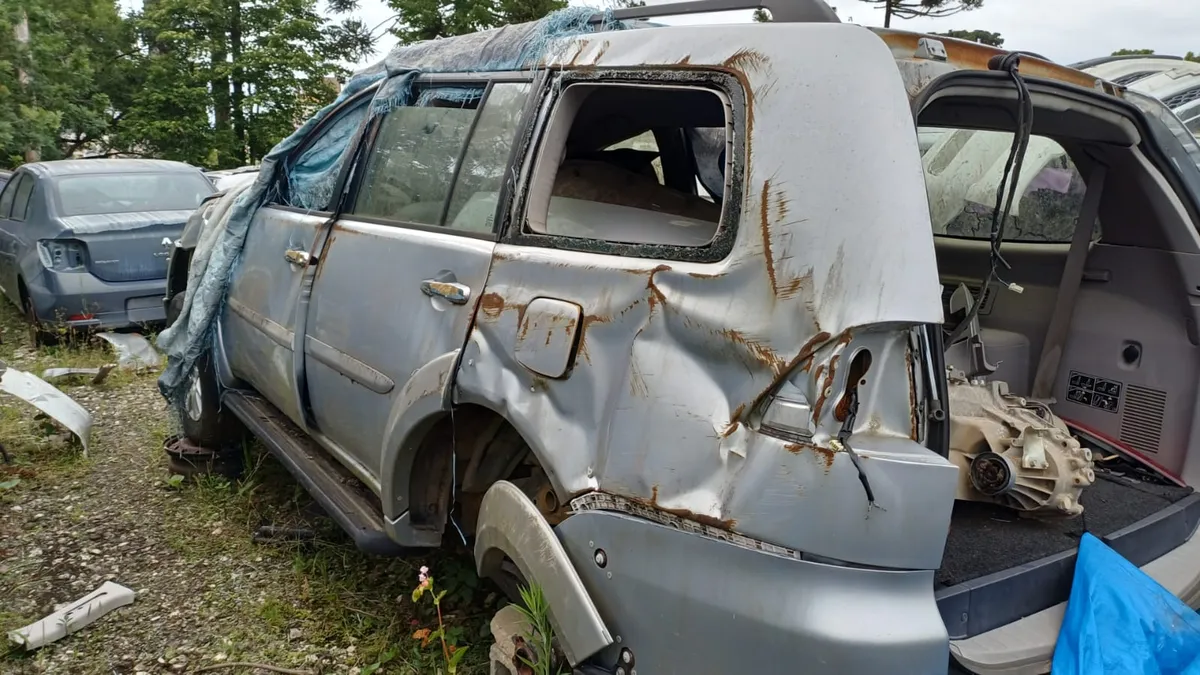 Mitsubishi Pajero Dakar 2010