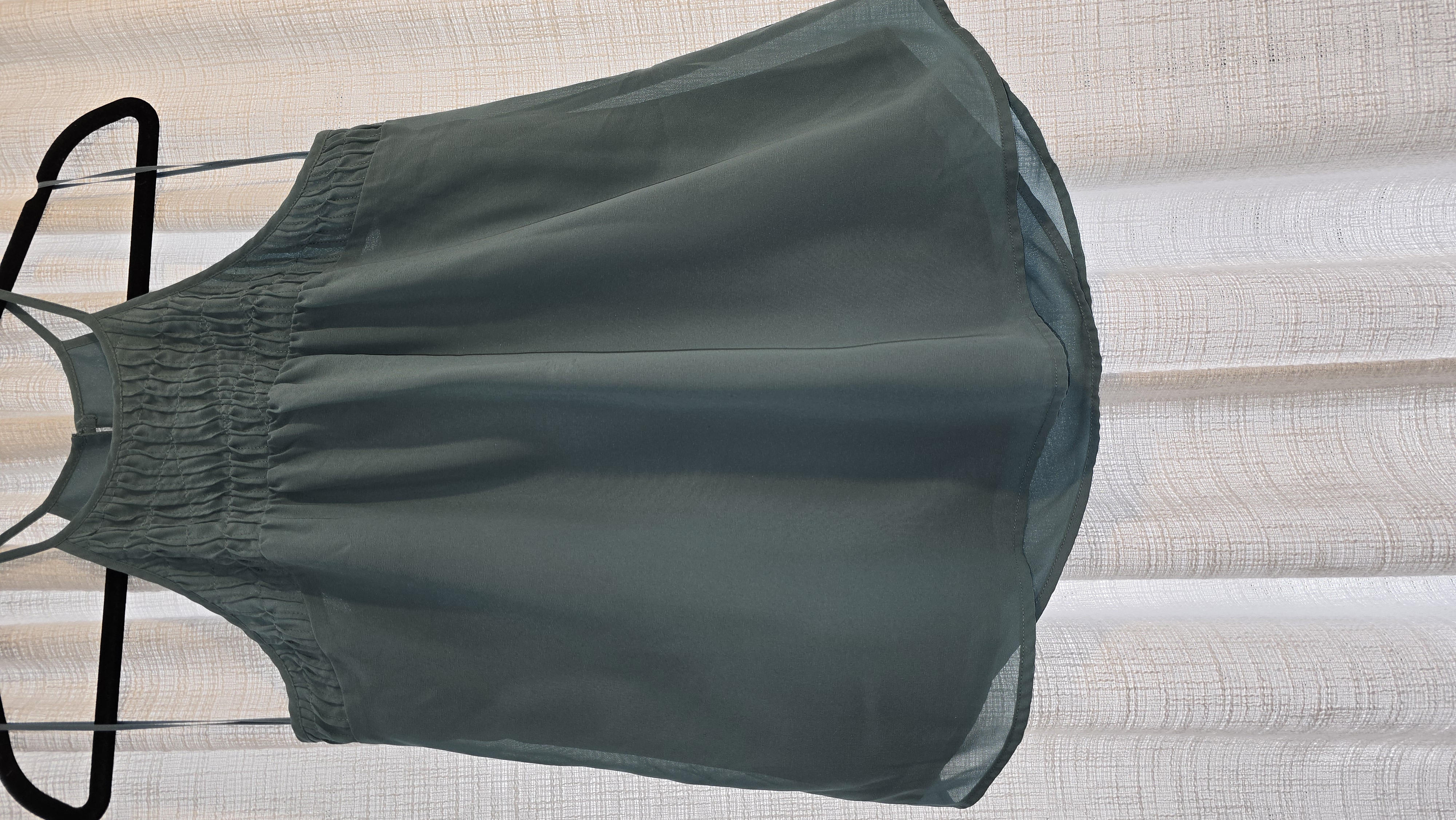 Sleeveless Chiffon Top- nine britton