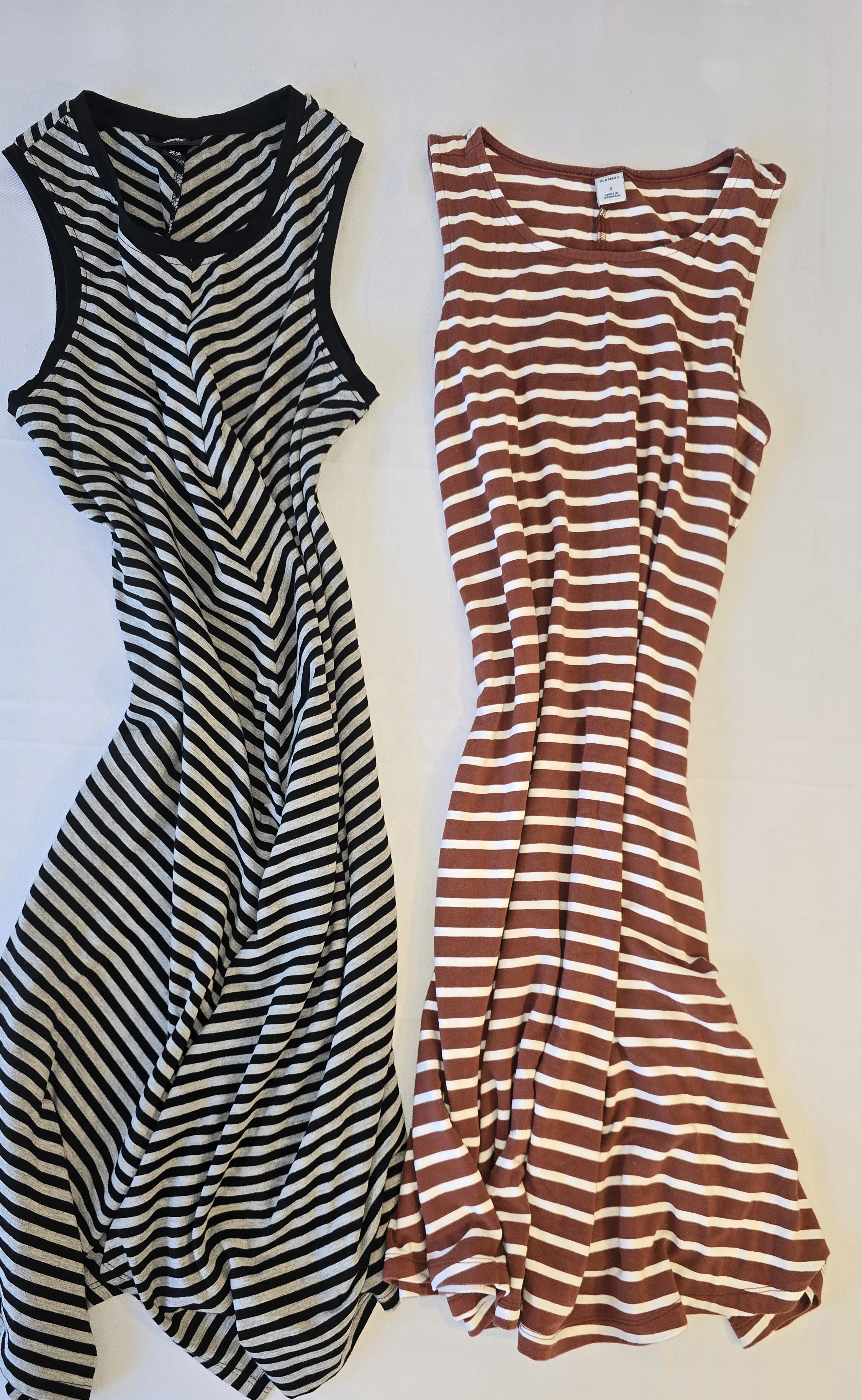 Striped Sleeveless Dresses- Set