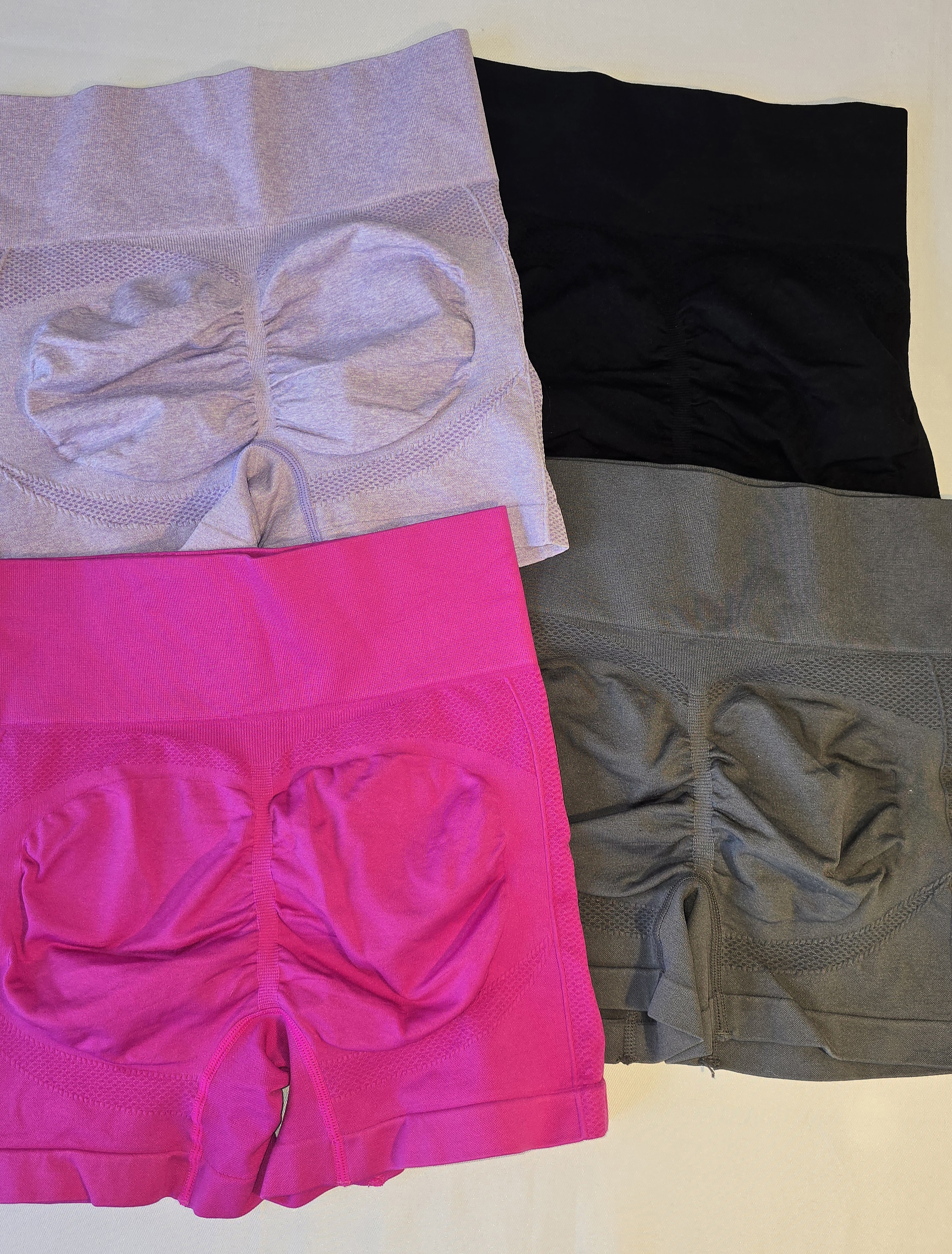 Seamless High-Waist Athletic Shorts 