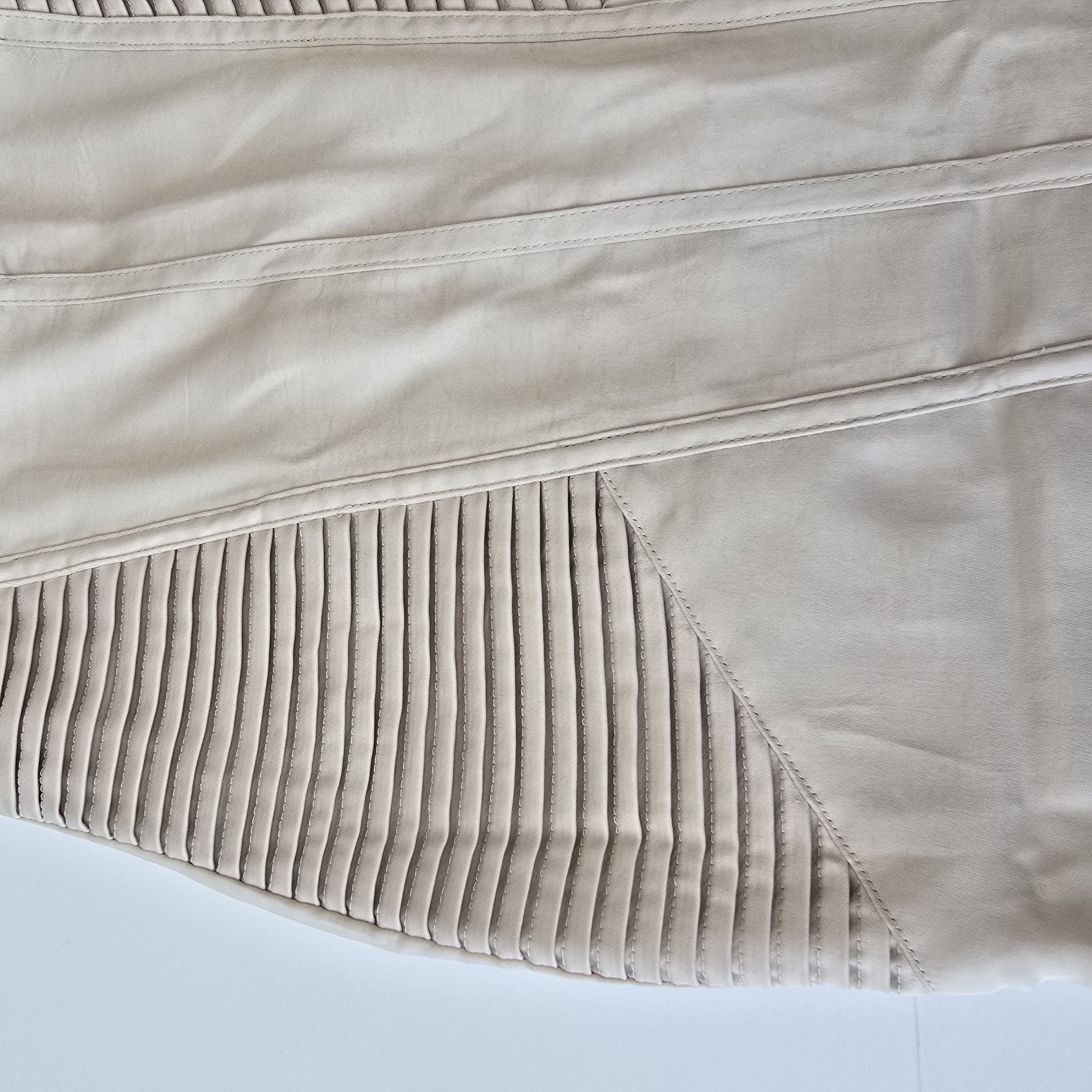 Beige Mini Skirt-pants store