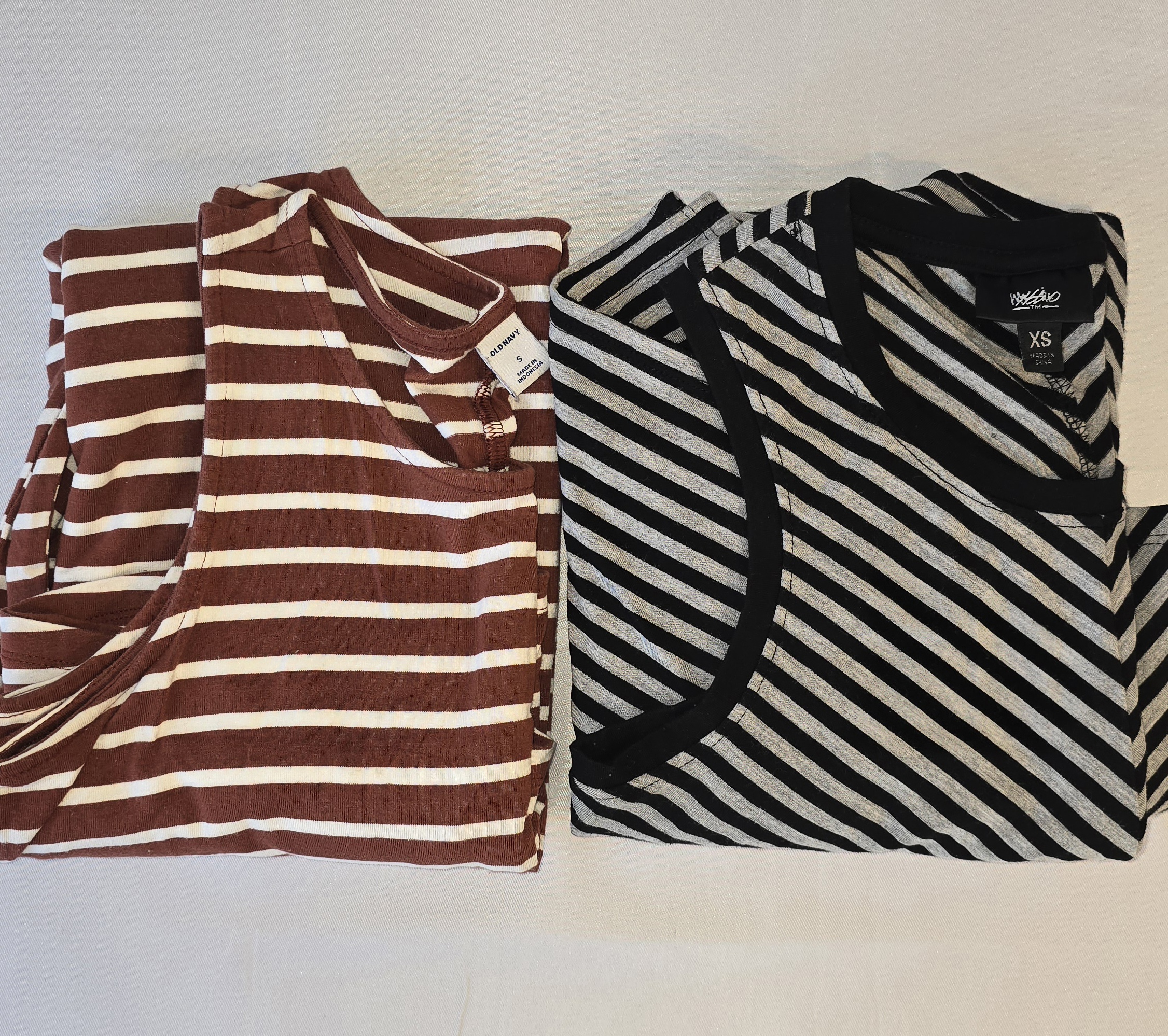 Striped Sleeveless Dresses- Set