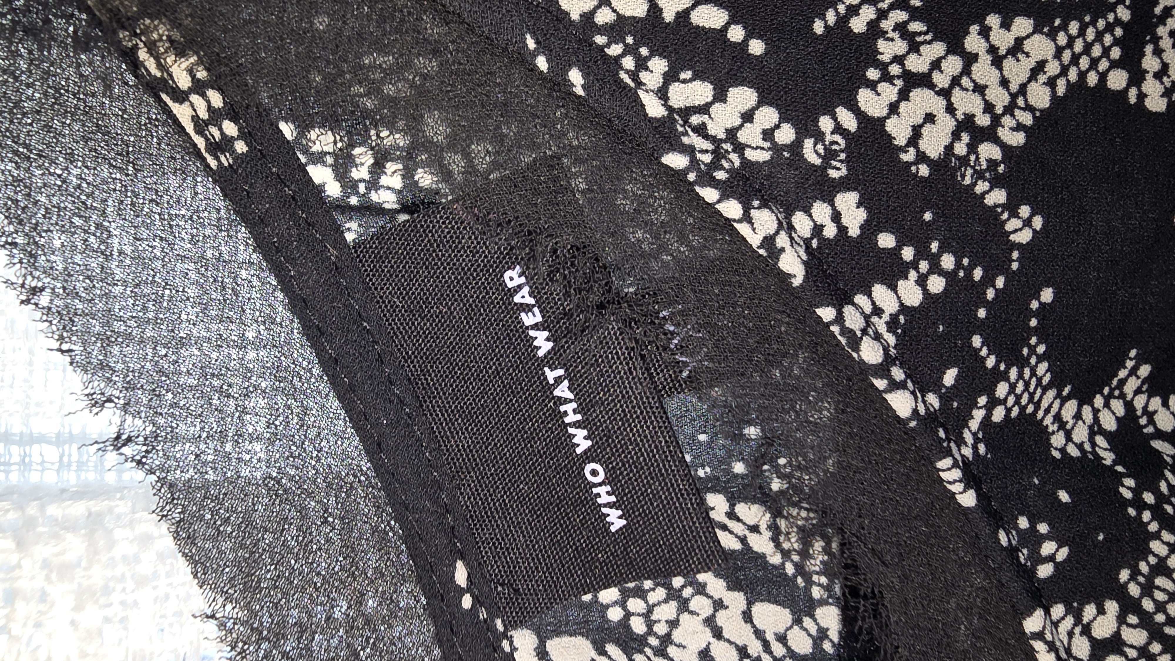 Sleeveless Lace Blouse- who what wear