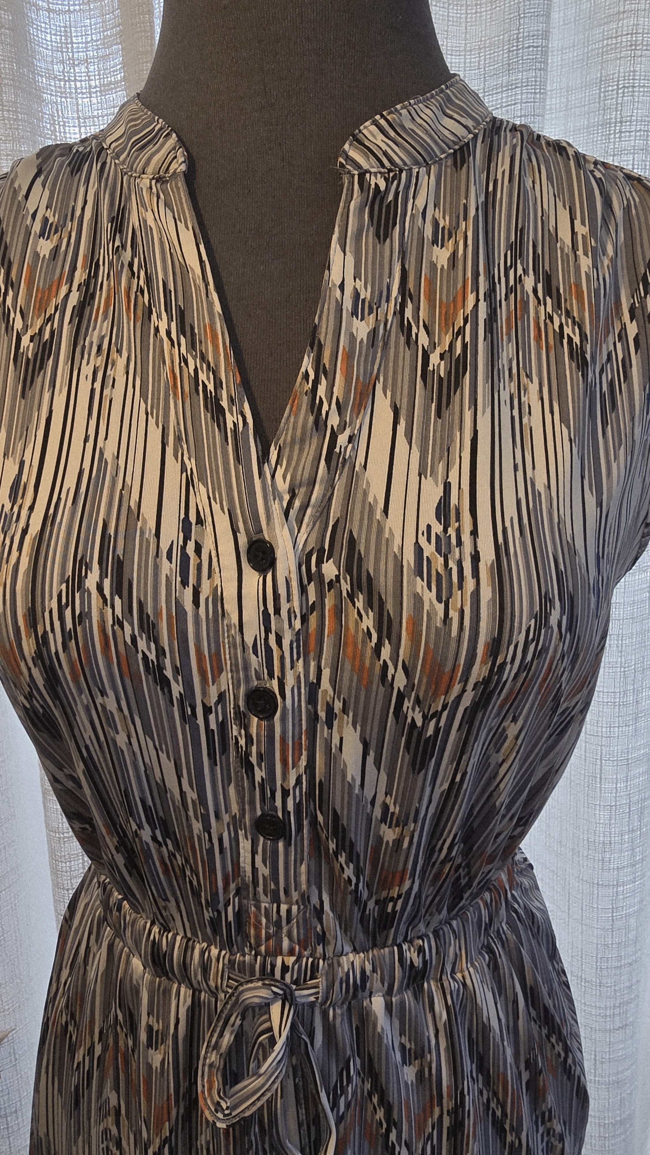 Sleeveless Chevron Dress- Robert Louis