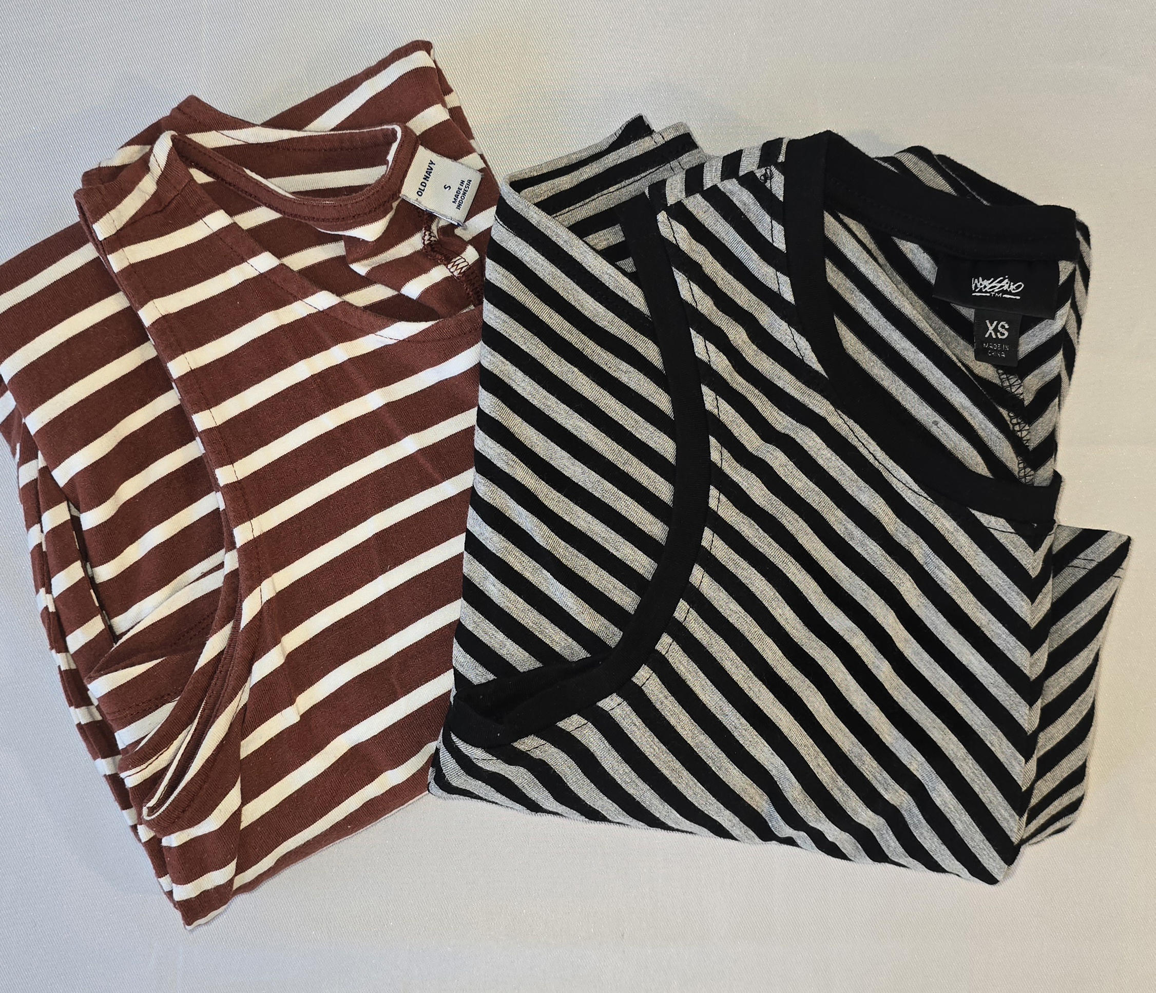 Striped Sleeveless Dresses- Set