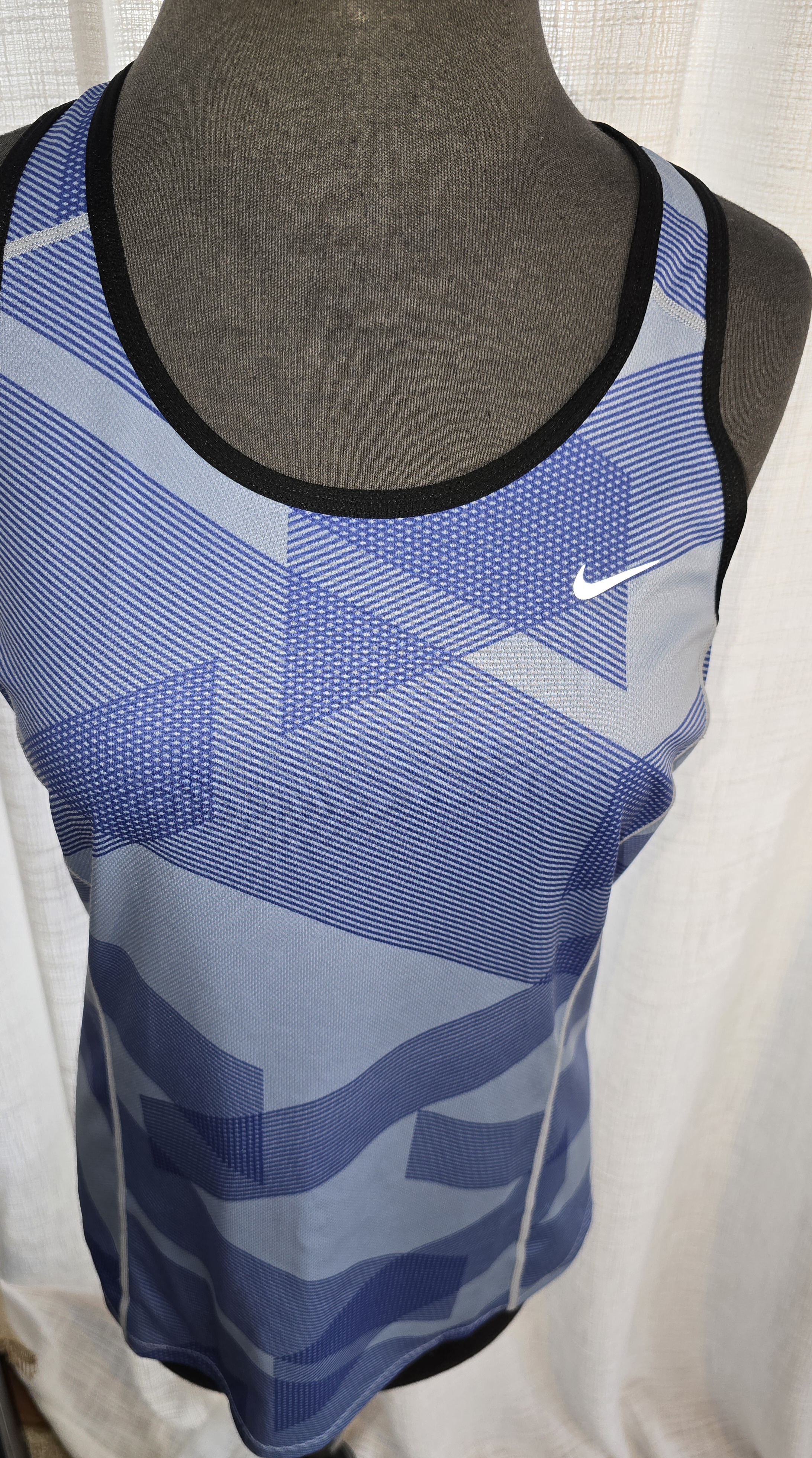 Geometric Sports Tank- Nike