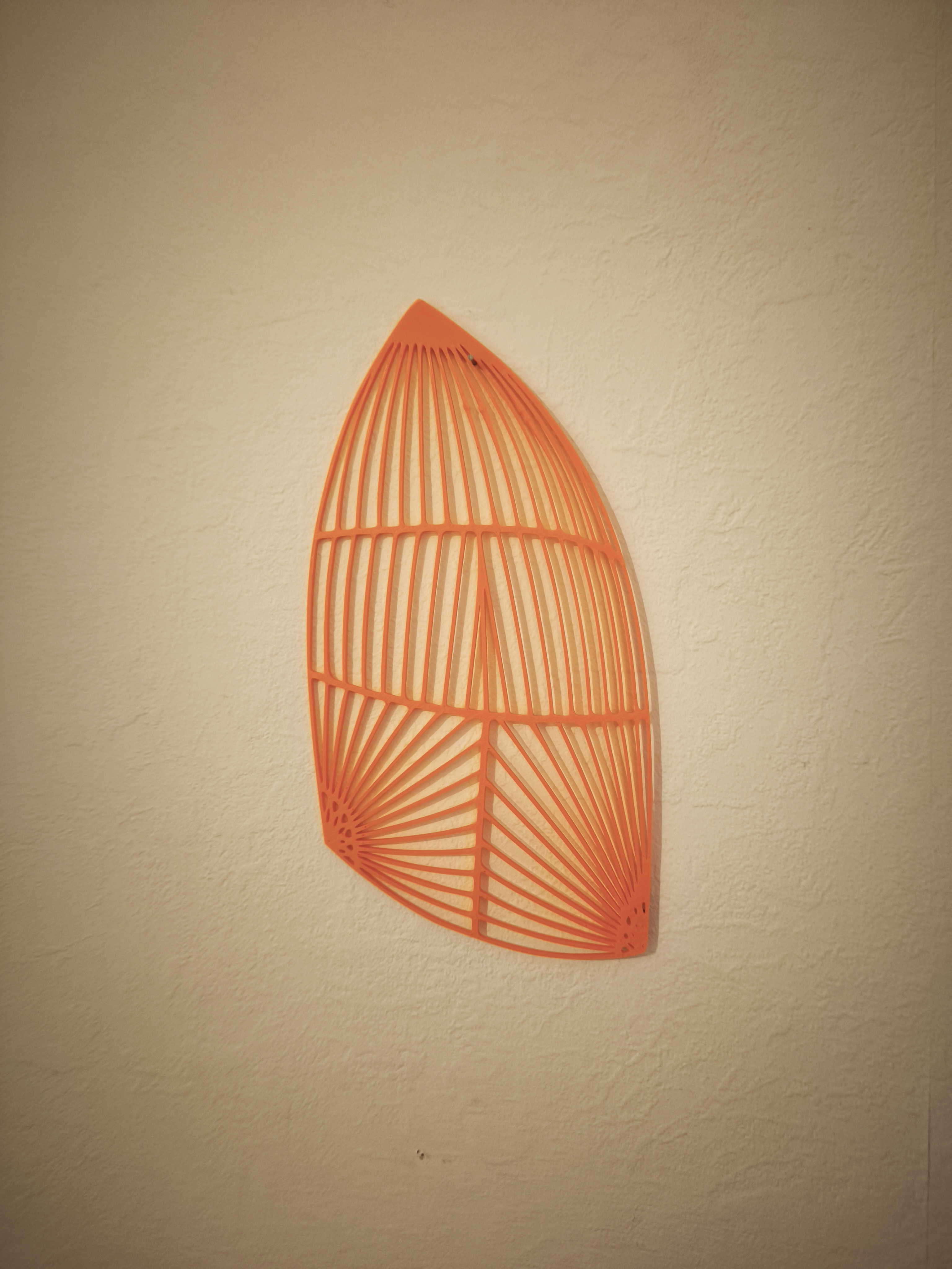 Décoration murale spi asymétrique – Design nautique géométrique – 25 cm