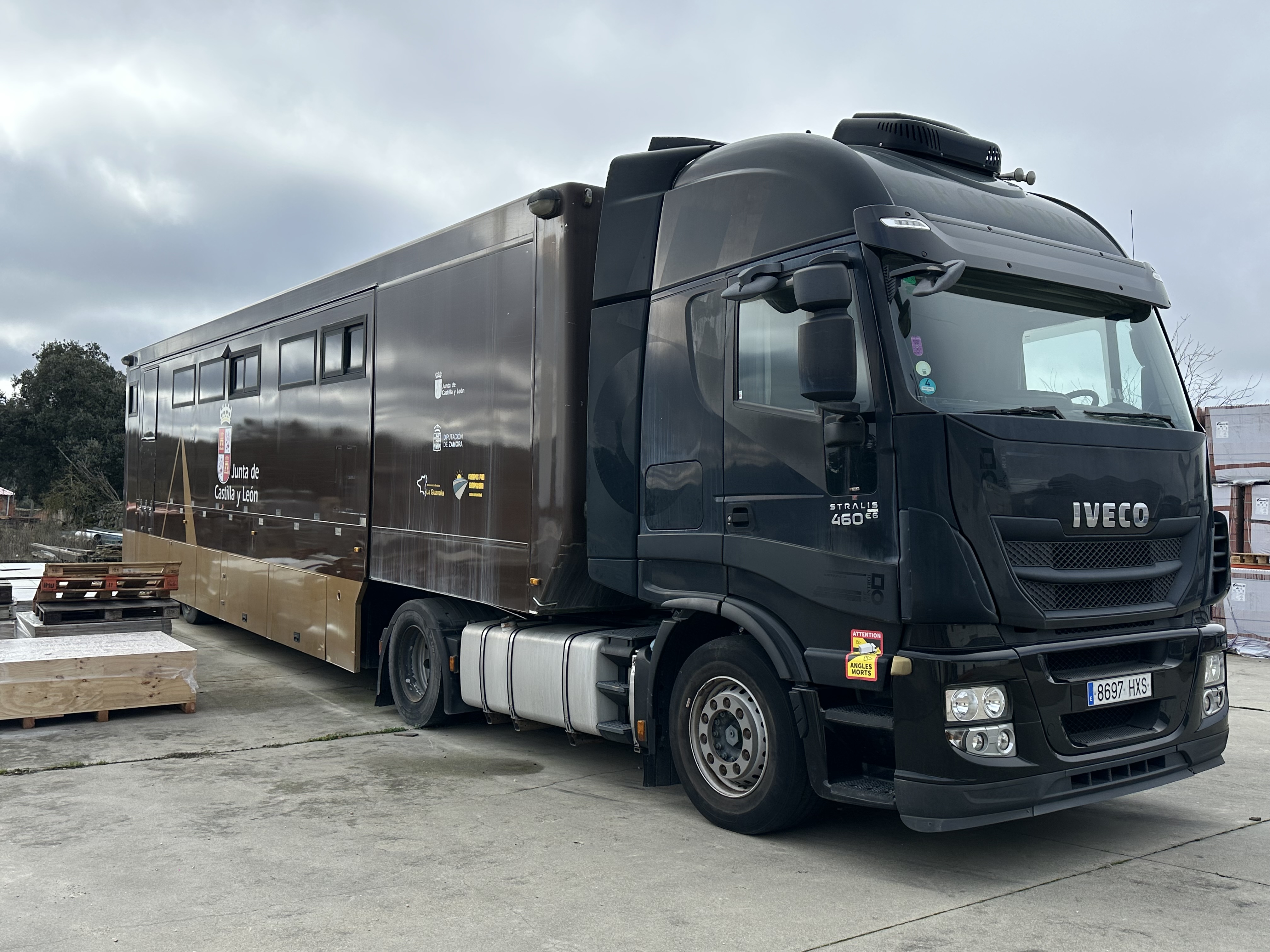 IVECO - STRALIS 460