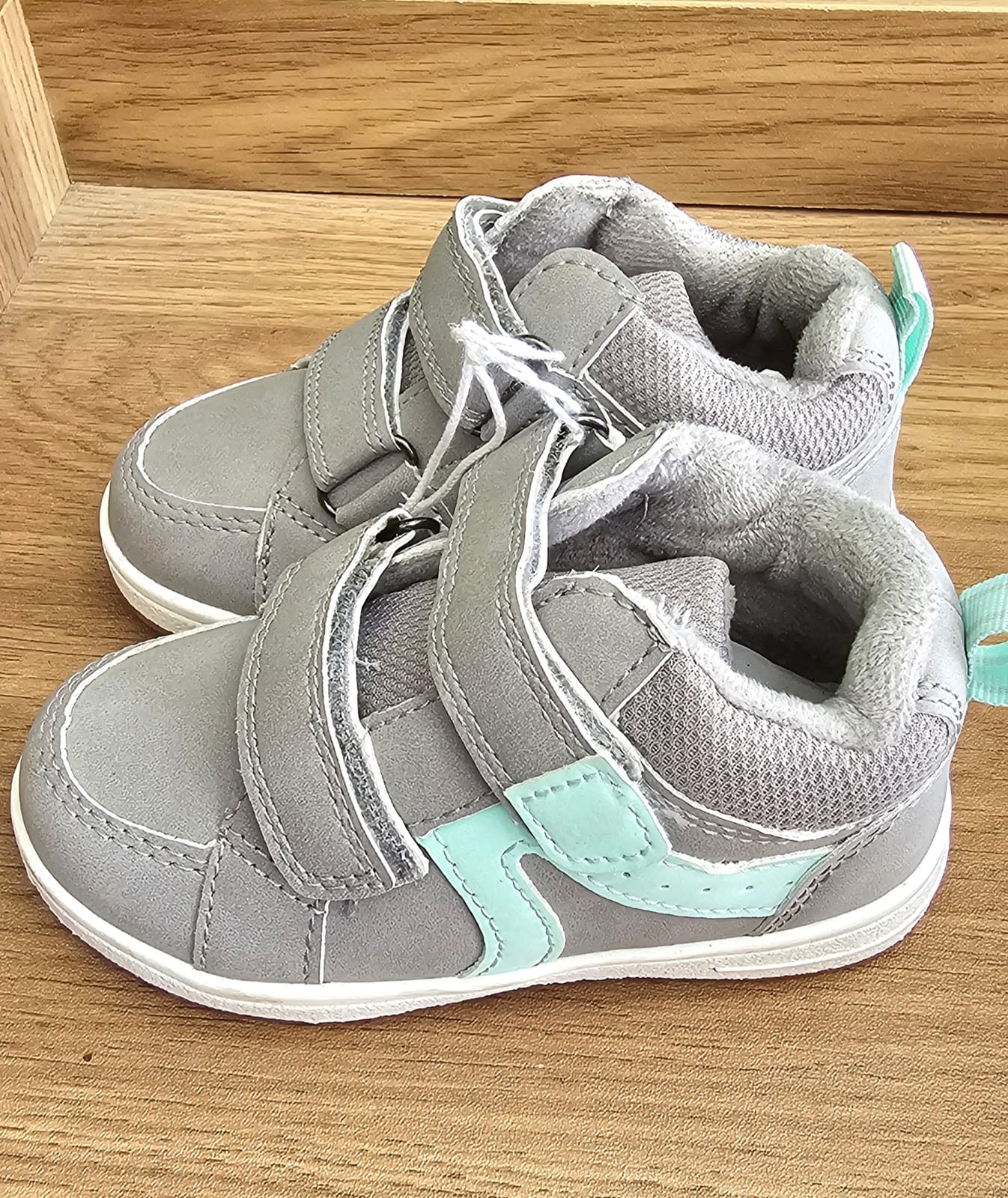 Lily & Dan Women’s Shoe – Grey