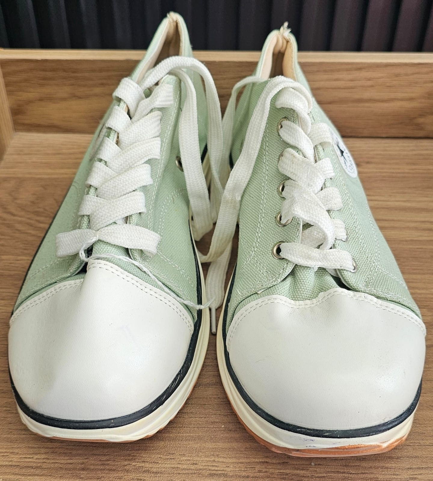 Super Style Children’s Canvas Sneakers – Light Green (UK 3 / EU 36)