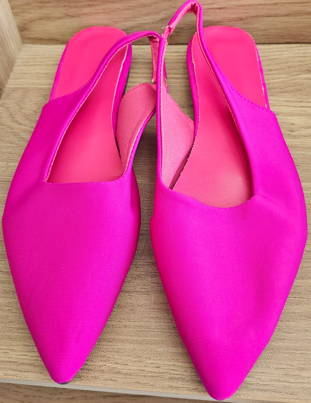 Women’s Pointed-Toe Slingback Flats – Fuchsia Pink (UK 6 / EU 39)