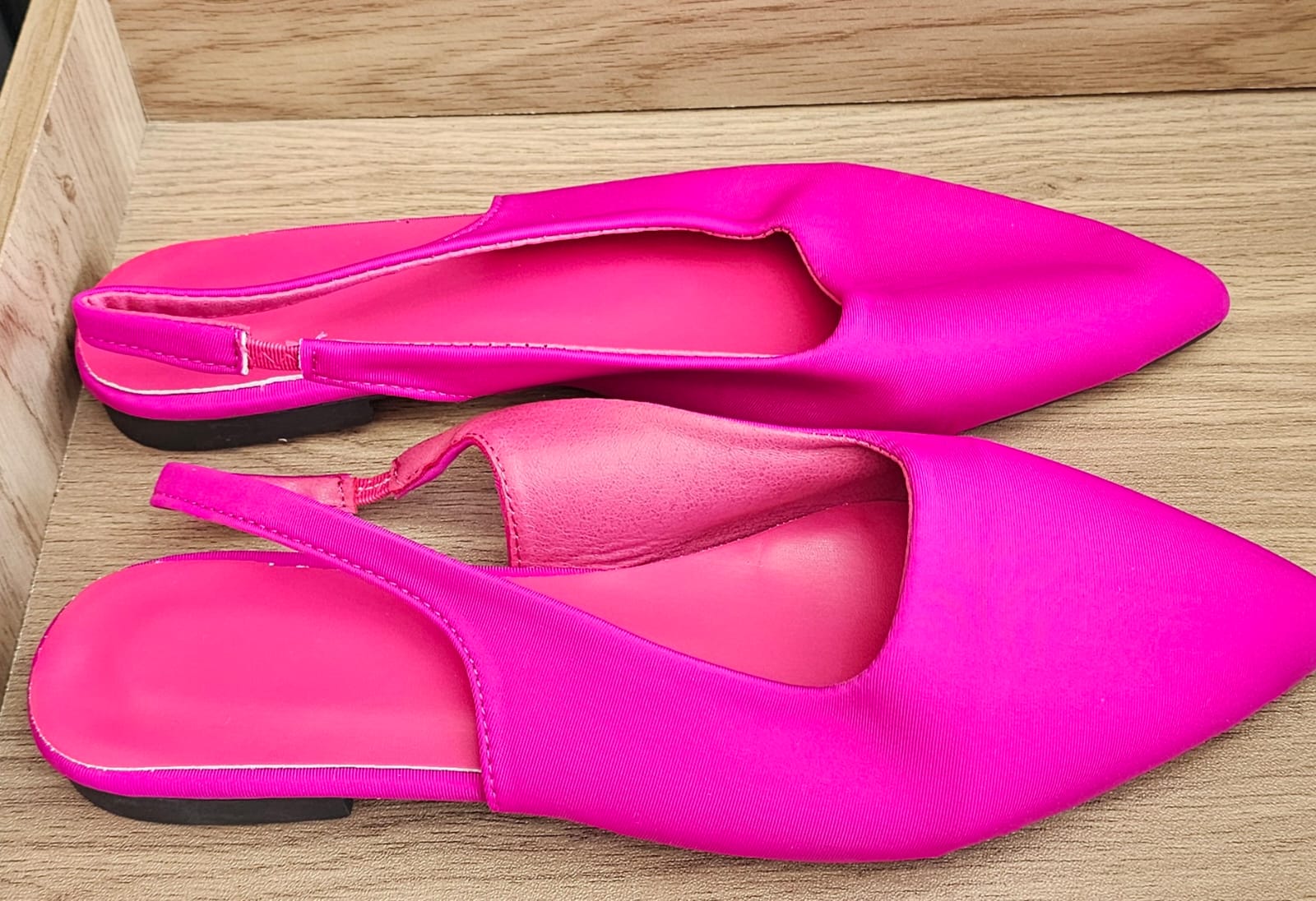 Women’s Pointed-Toe Slingback Flats – Fuchsia Pink (UK 6 / EU 39)