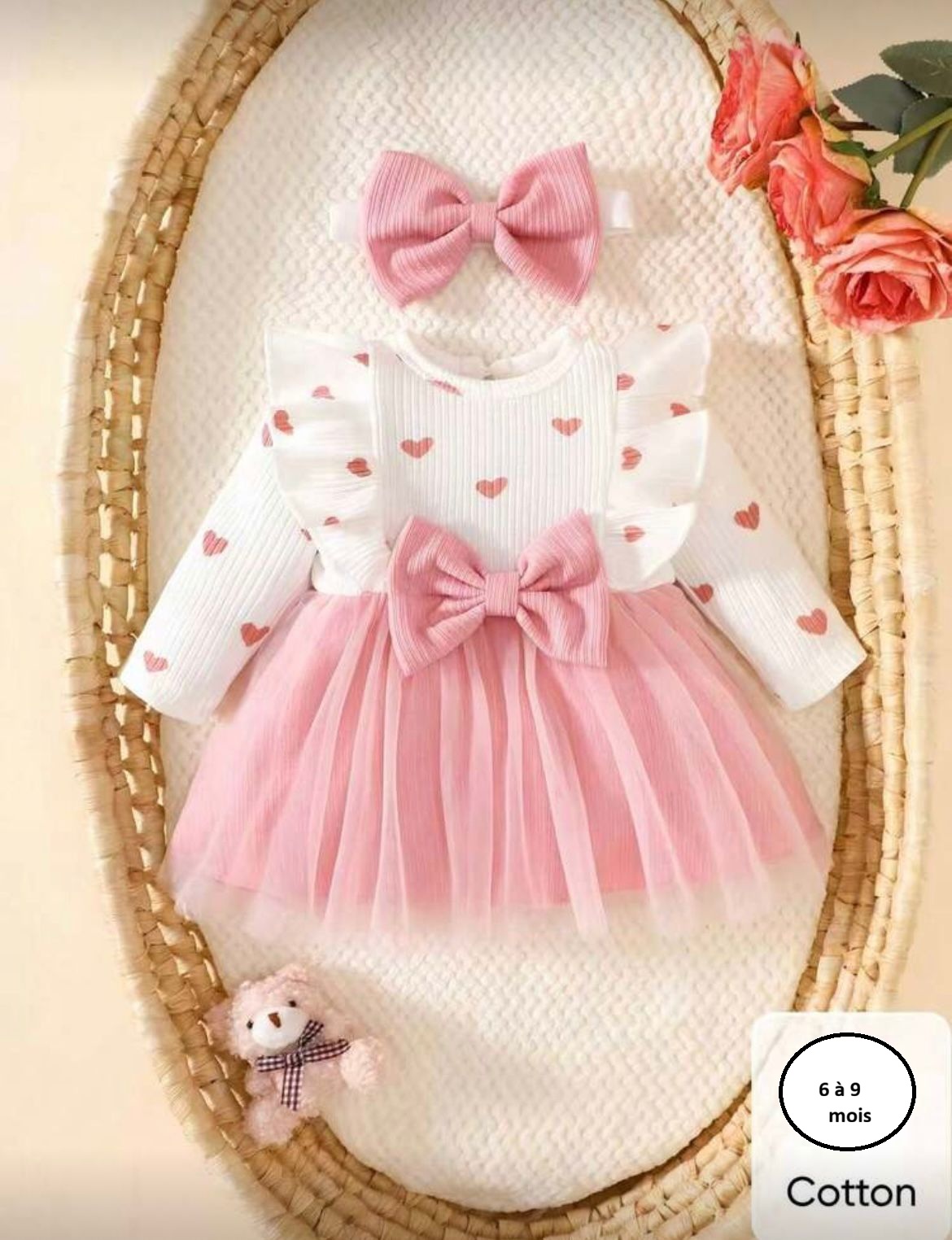 Robe bébé avec nœud rose