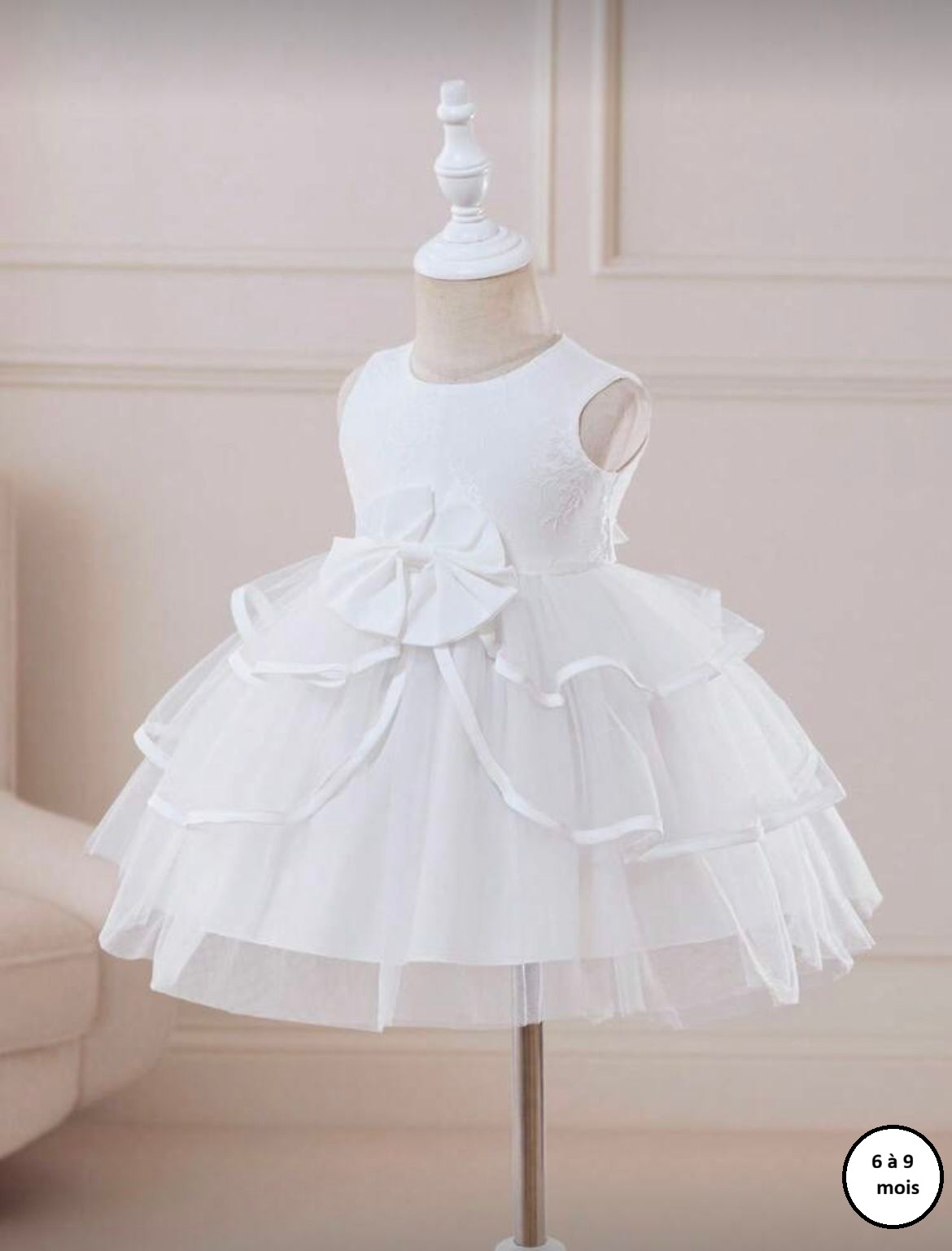 Robe bébé blanche élégante