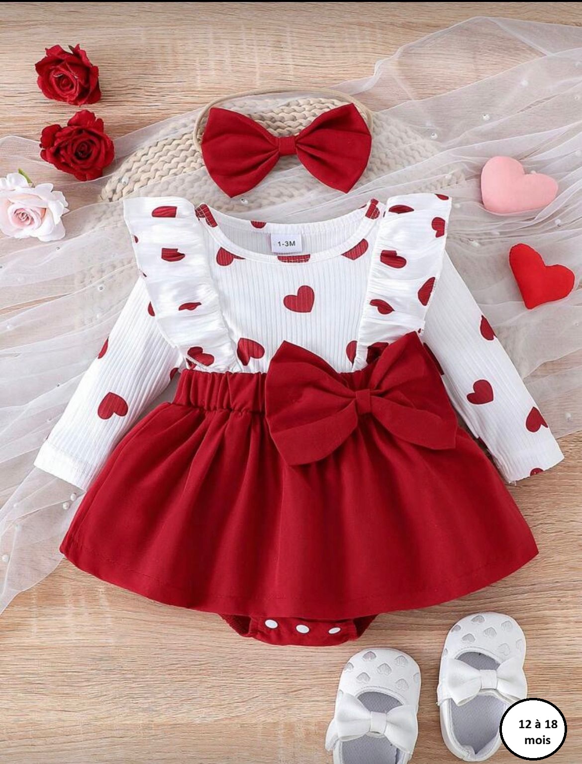 Robe bébé à cœurs rouges