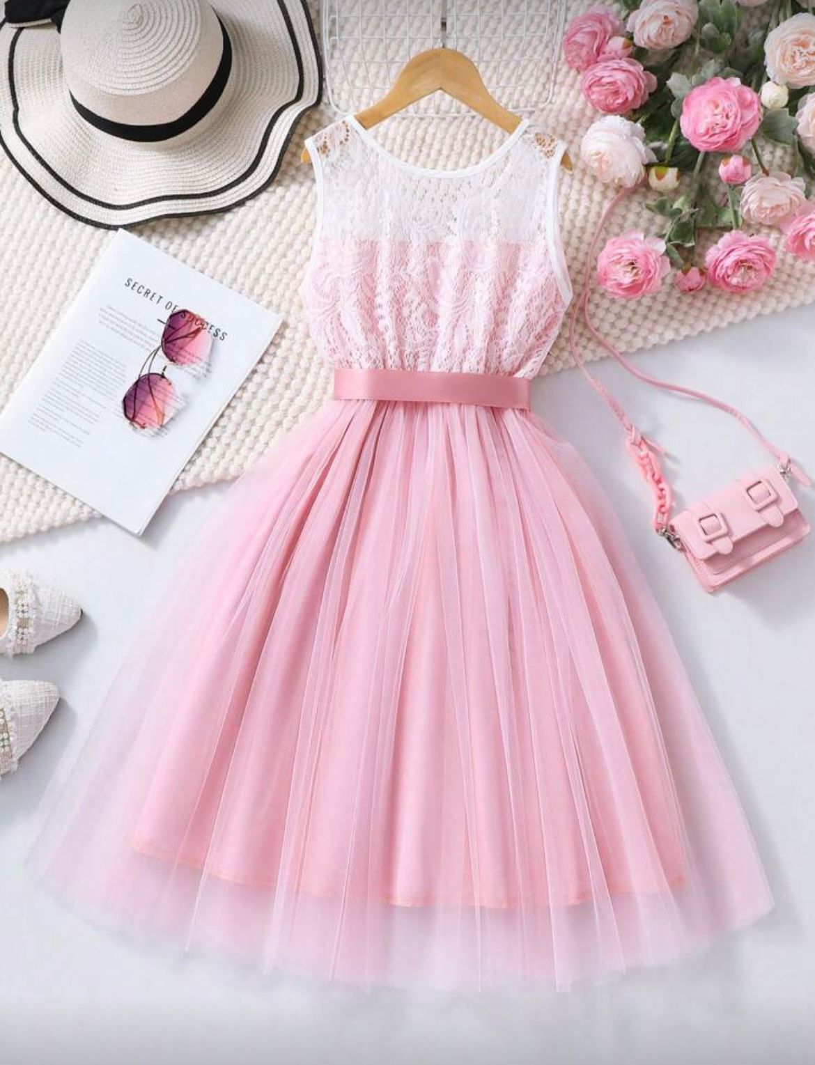 Robe en Dentelle Rose pour fille