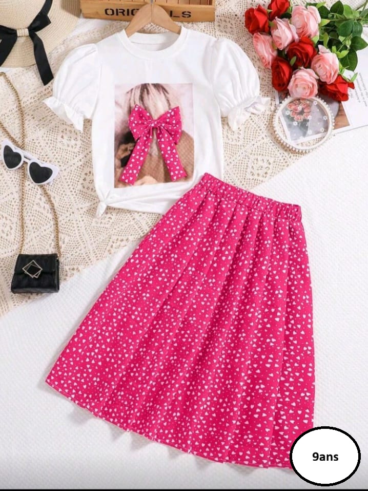 Ensemble T-shirt et jupe fille