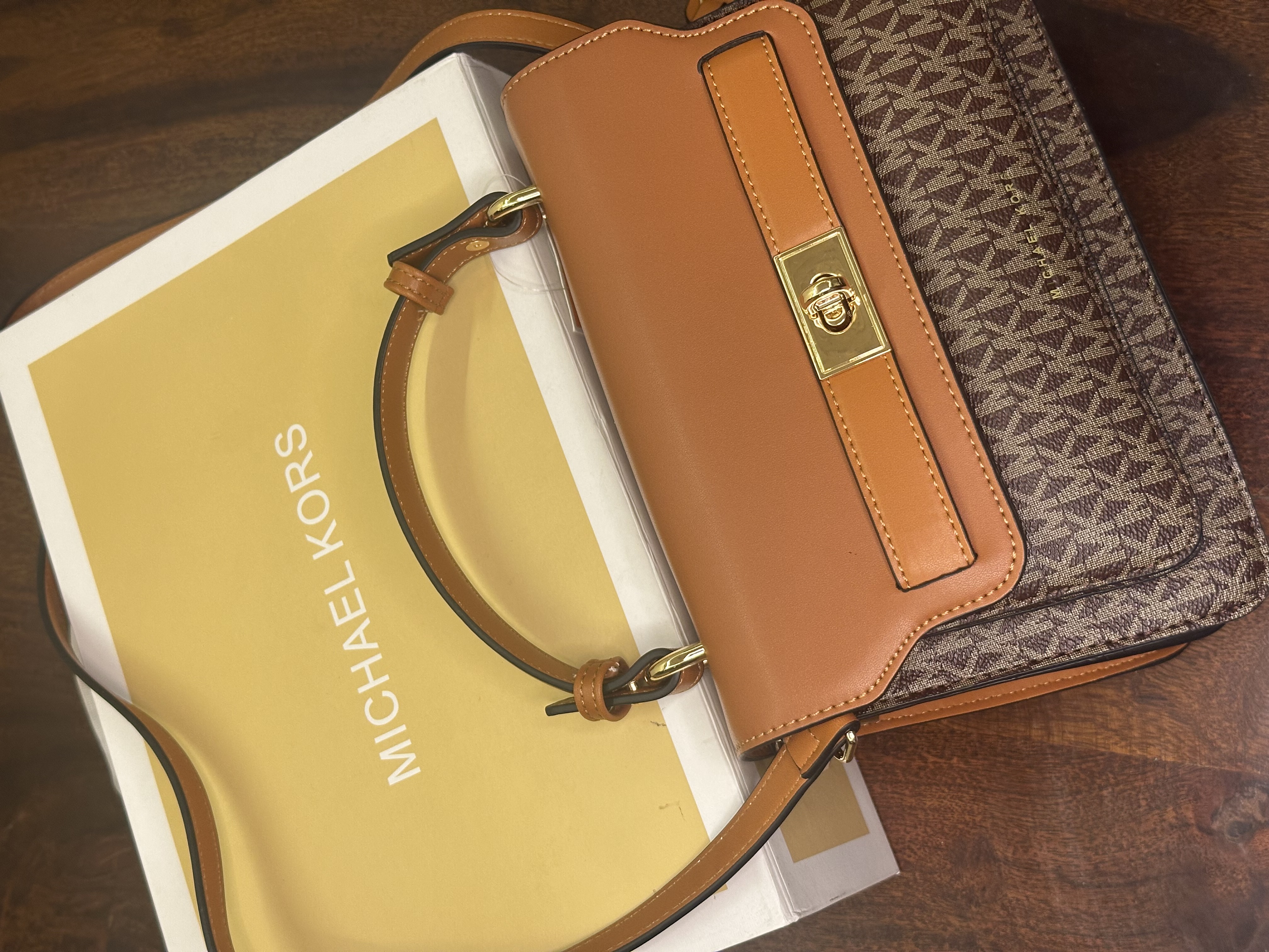 Michael Kors Signature Crossbody Bag