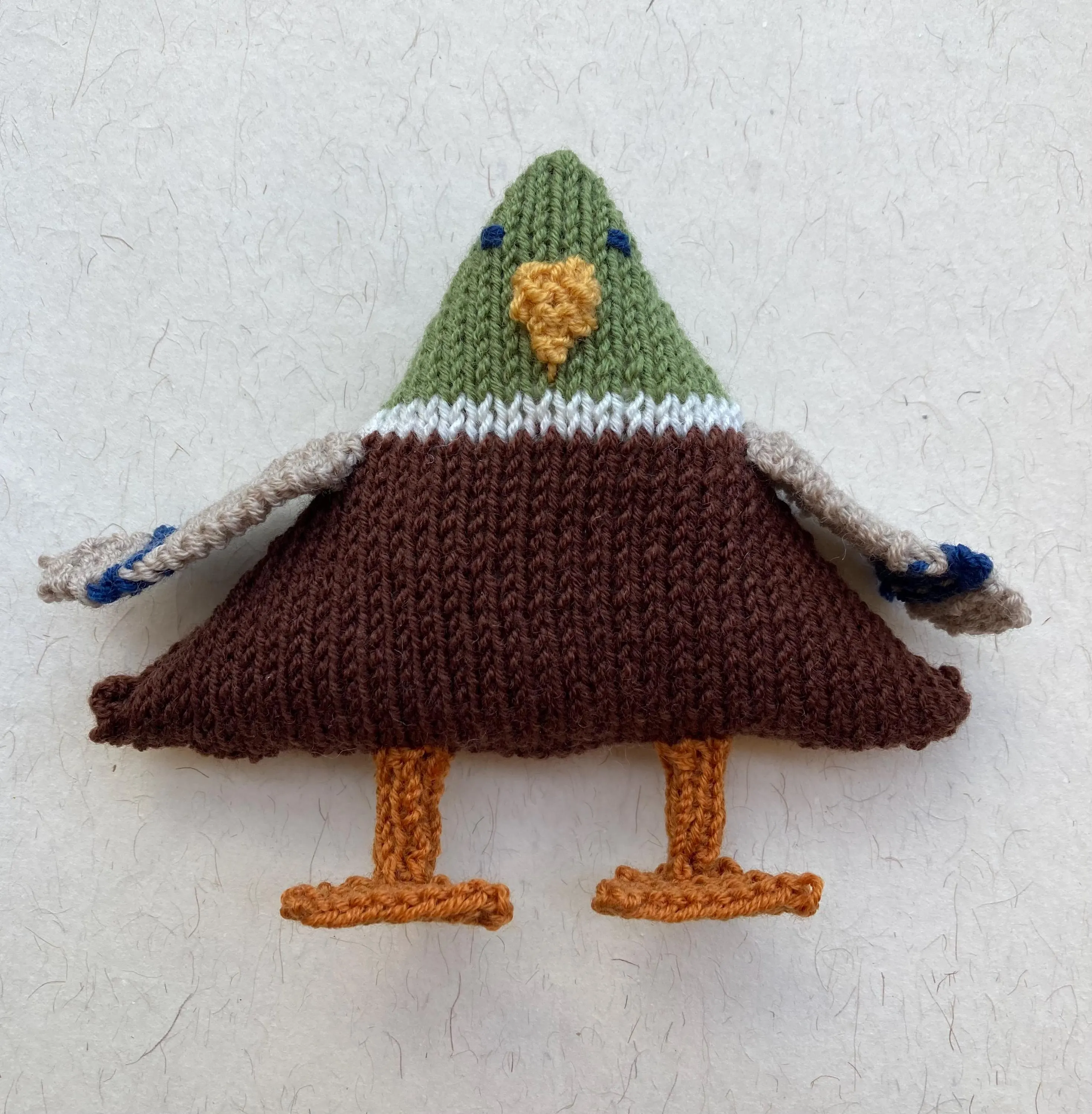The Duck soft toy knitting pattern