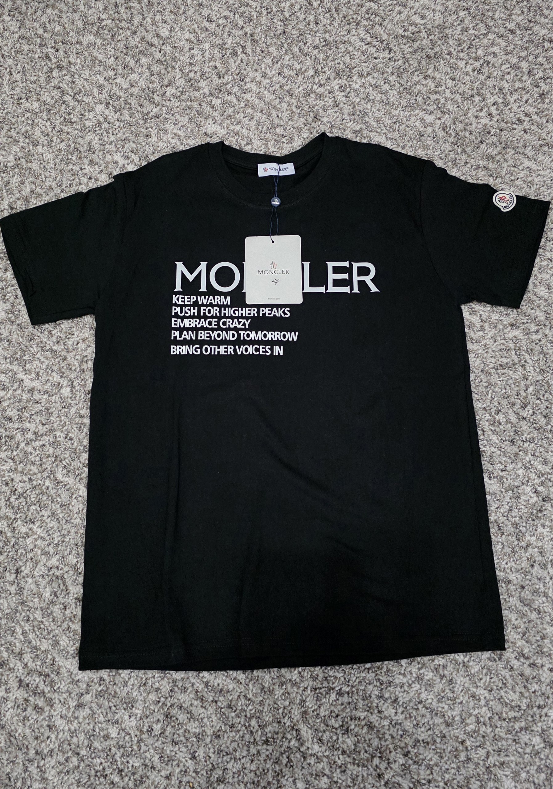 Camiseta negra Moncler