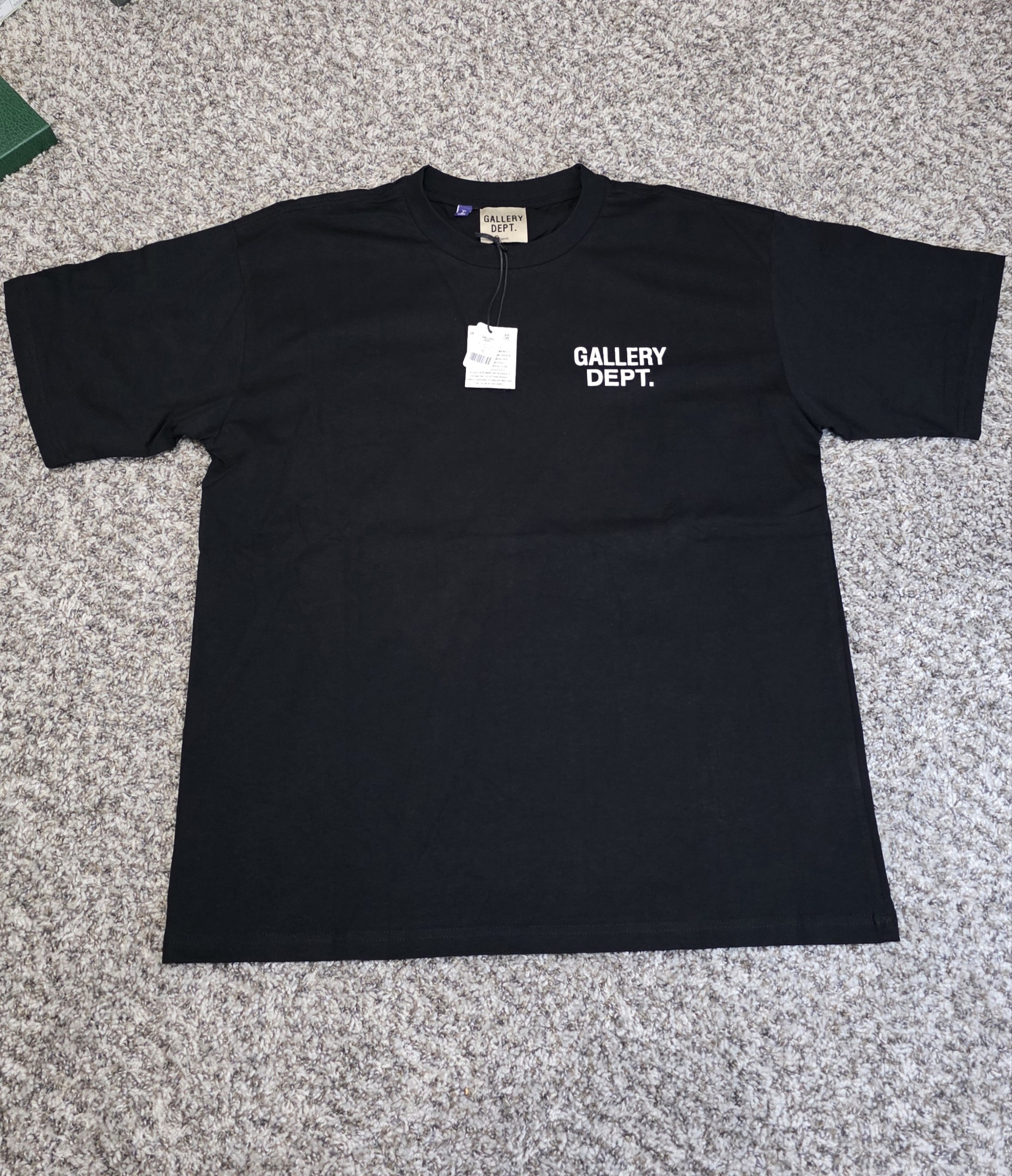 Camiseta Gallery Dept.