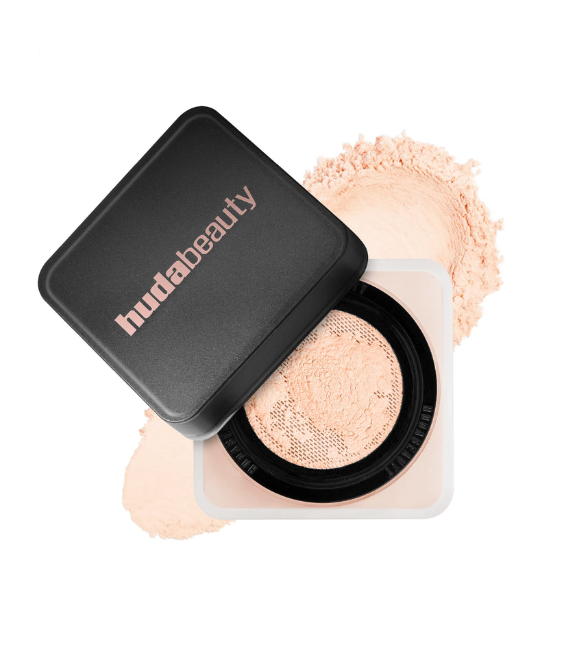 Huda Beauty - EASY BAKE LOOSE BAKING & SETTING POWDER
