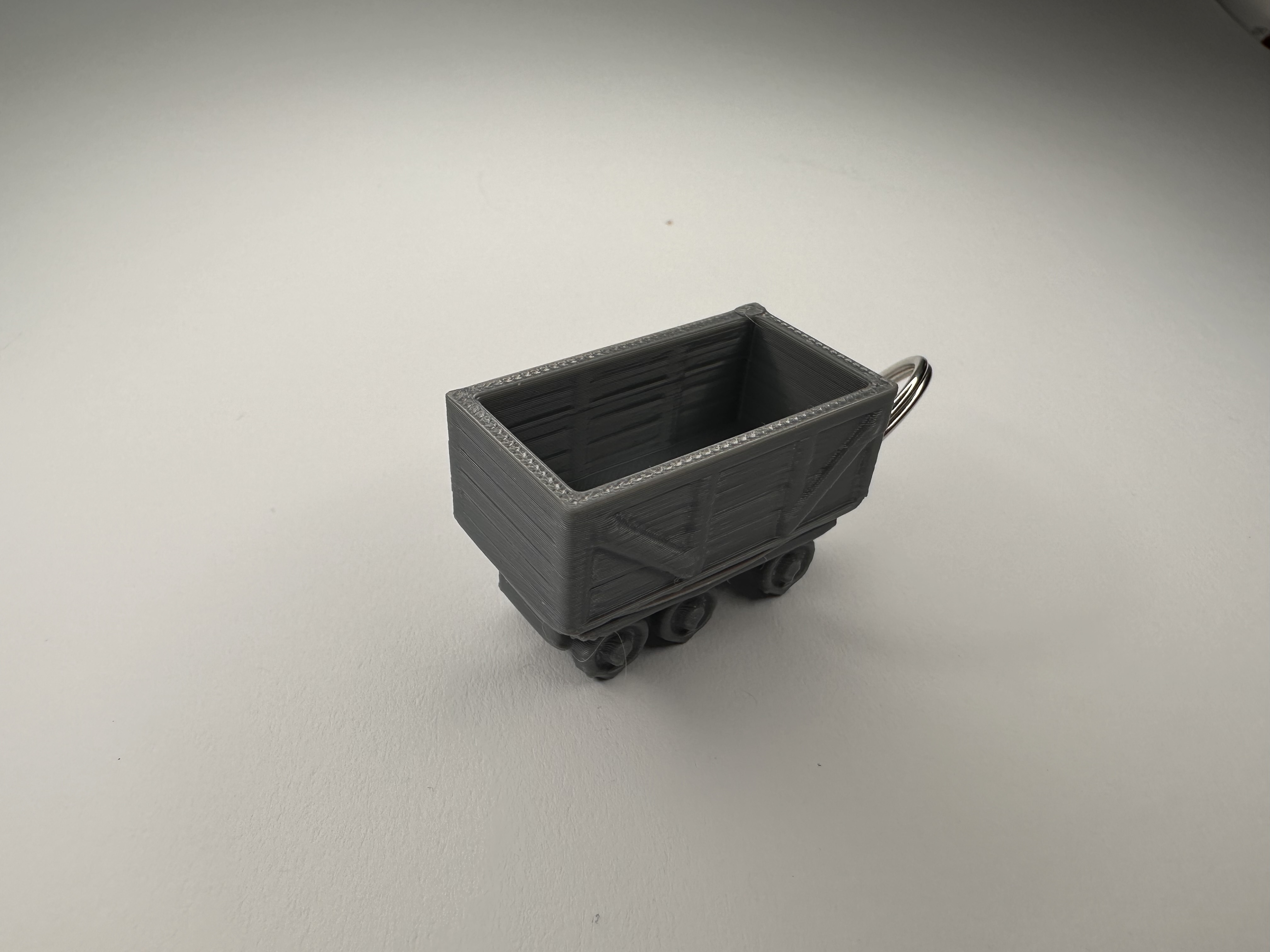 PACK 13 LLAVEROS DE TRENES DE GRAFFITI Archivo digital STL y 3MF para descargar