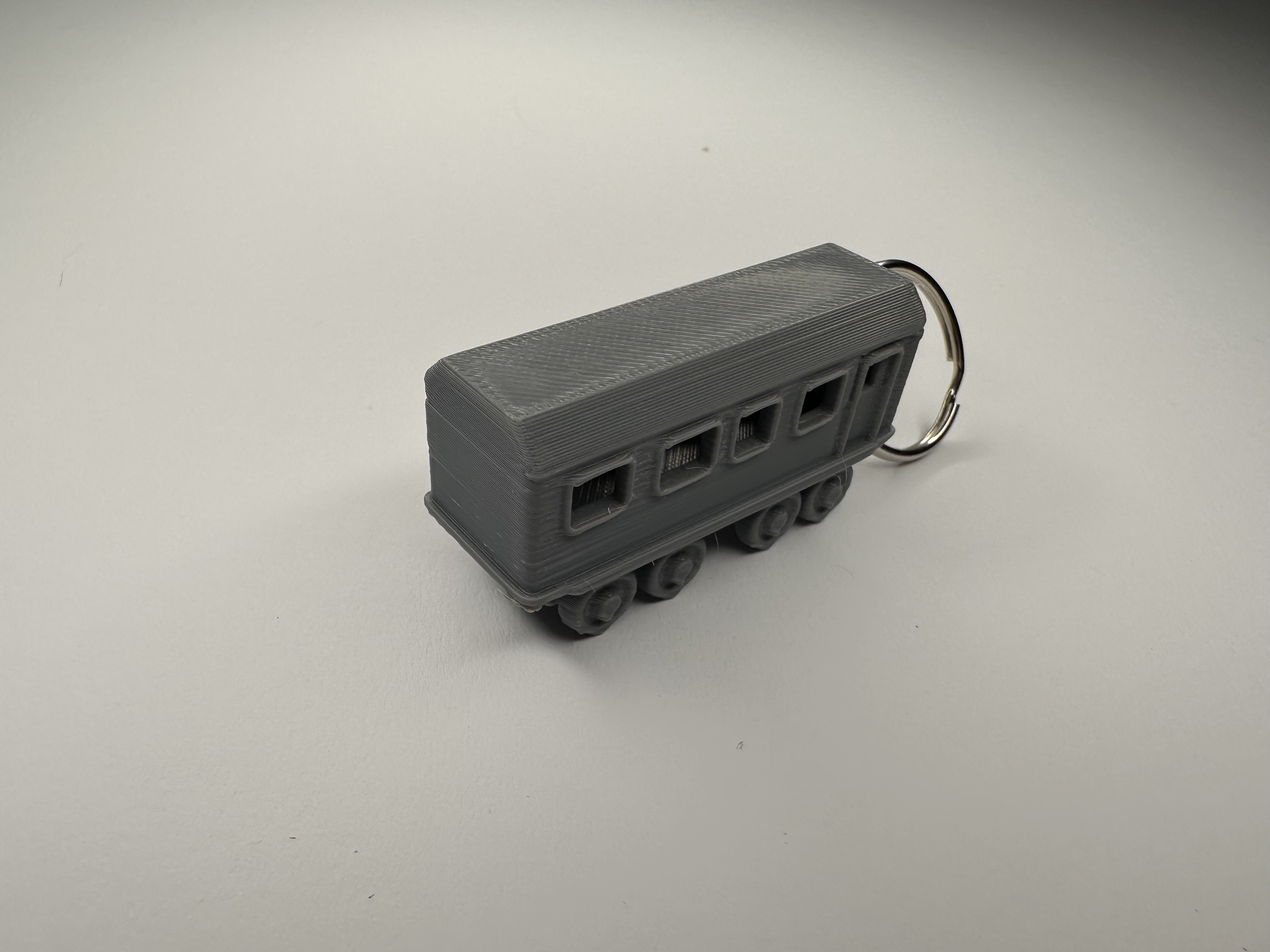 PACK 13 LLAVEROS DE TRENES DE GRAFFITI Archivo digital STL y 3MF para descargar