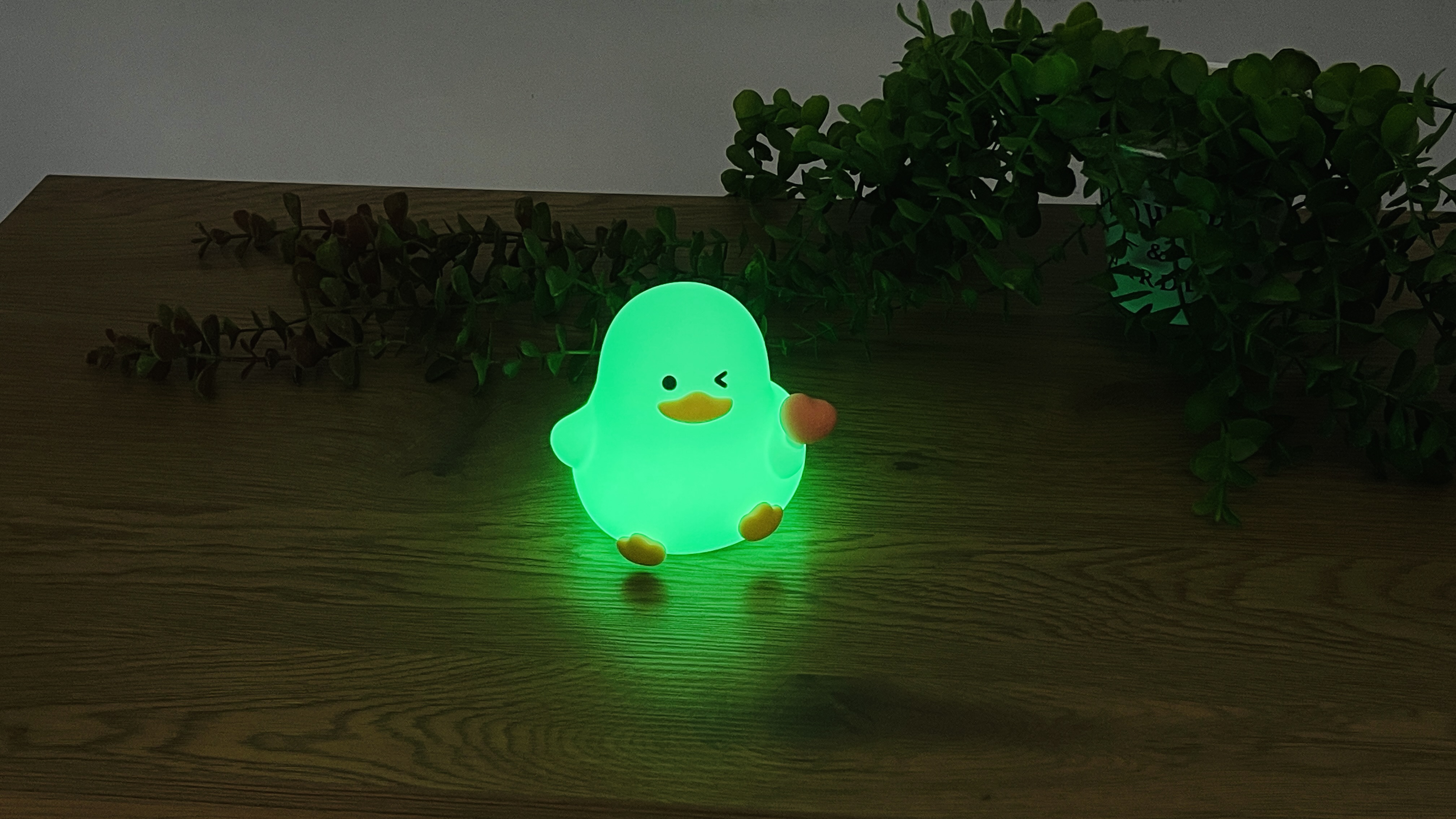 Sevimli Ördək Şəkilli Silikon Lampa