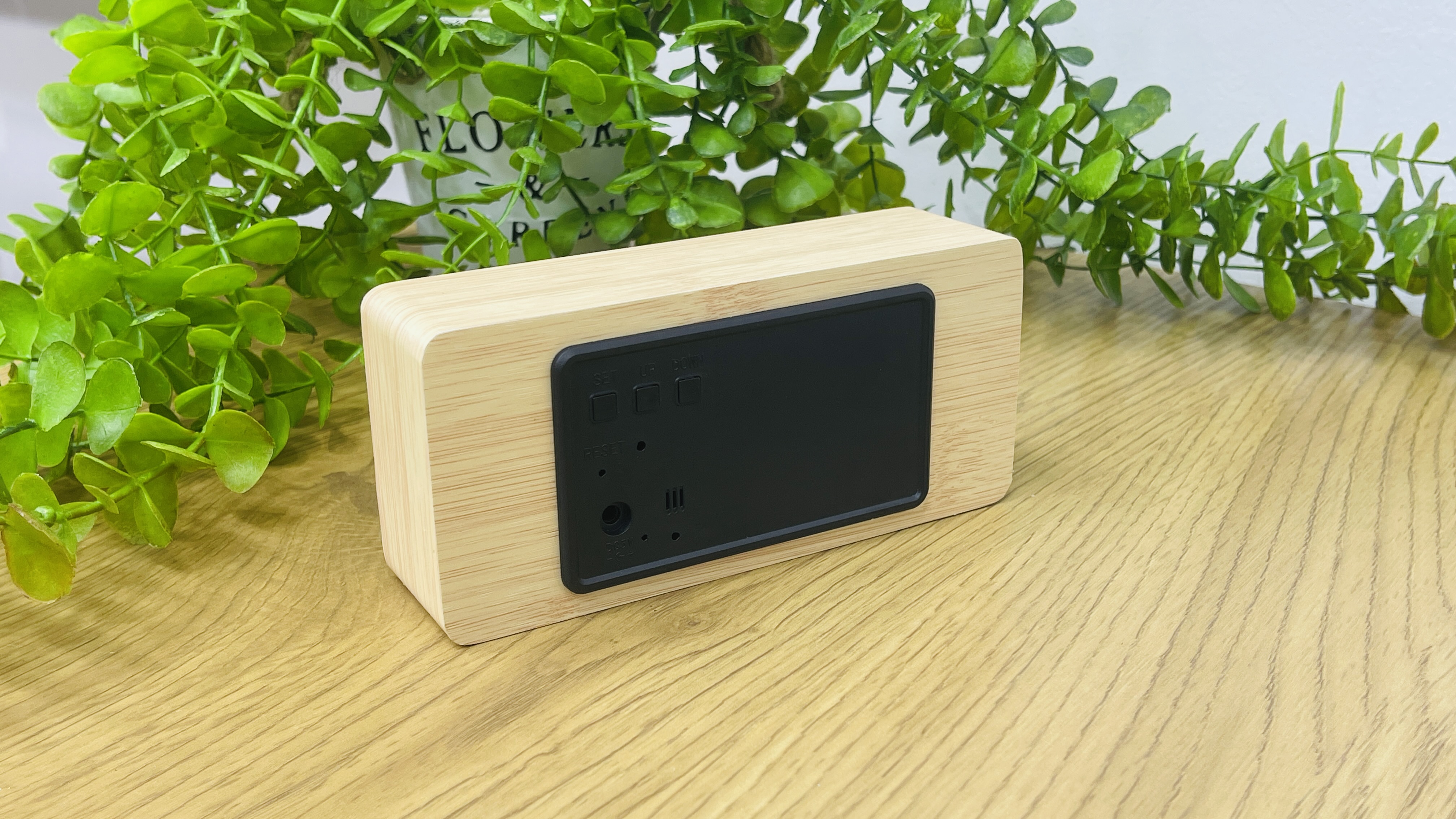 Sarı Taxta Dizaynlı LED Elektron Saat