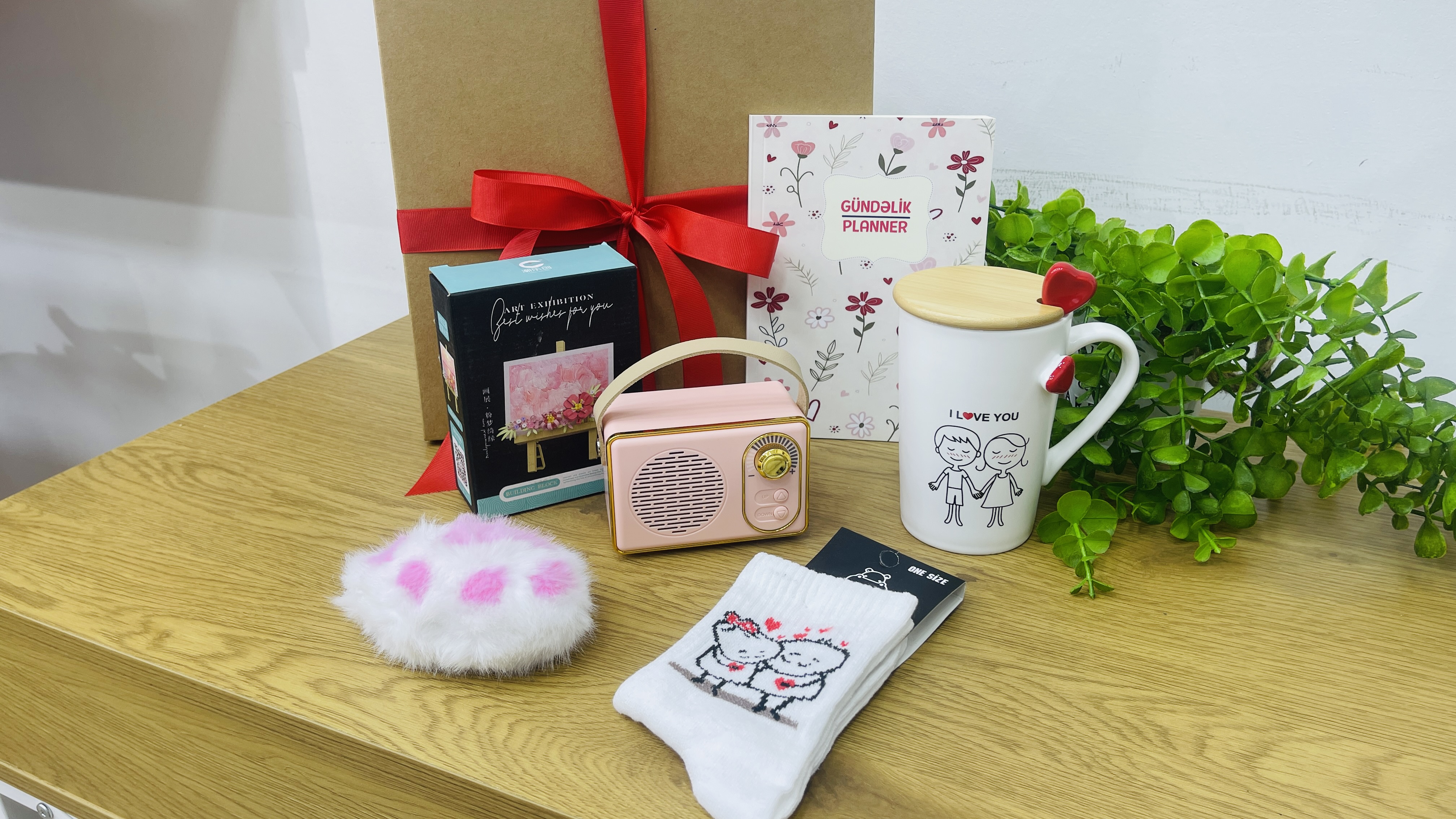 14 Fevral Sevgi Hədiyyə Qutusu 1