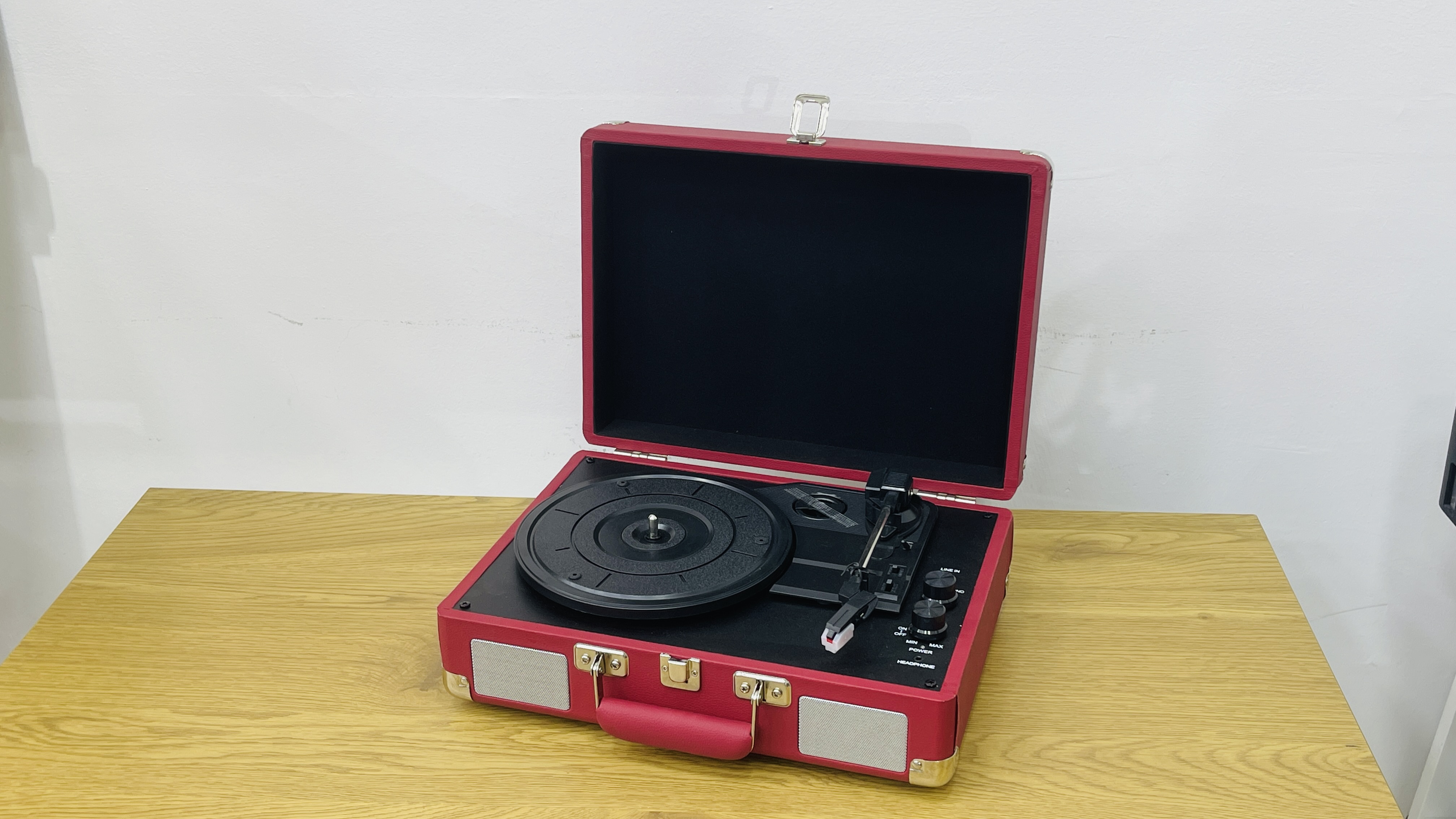 Qramafon – Klassik Vinil Pleyer (Bordo Rəngdə)