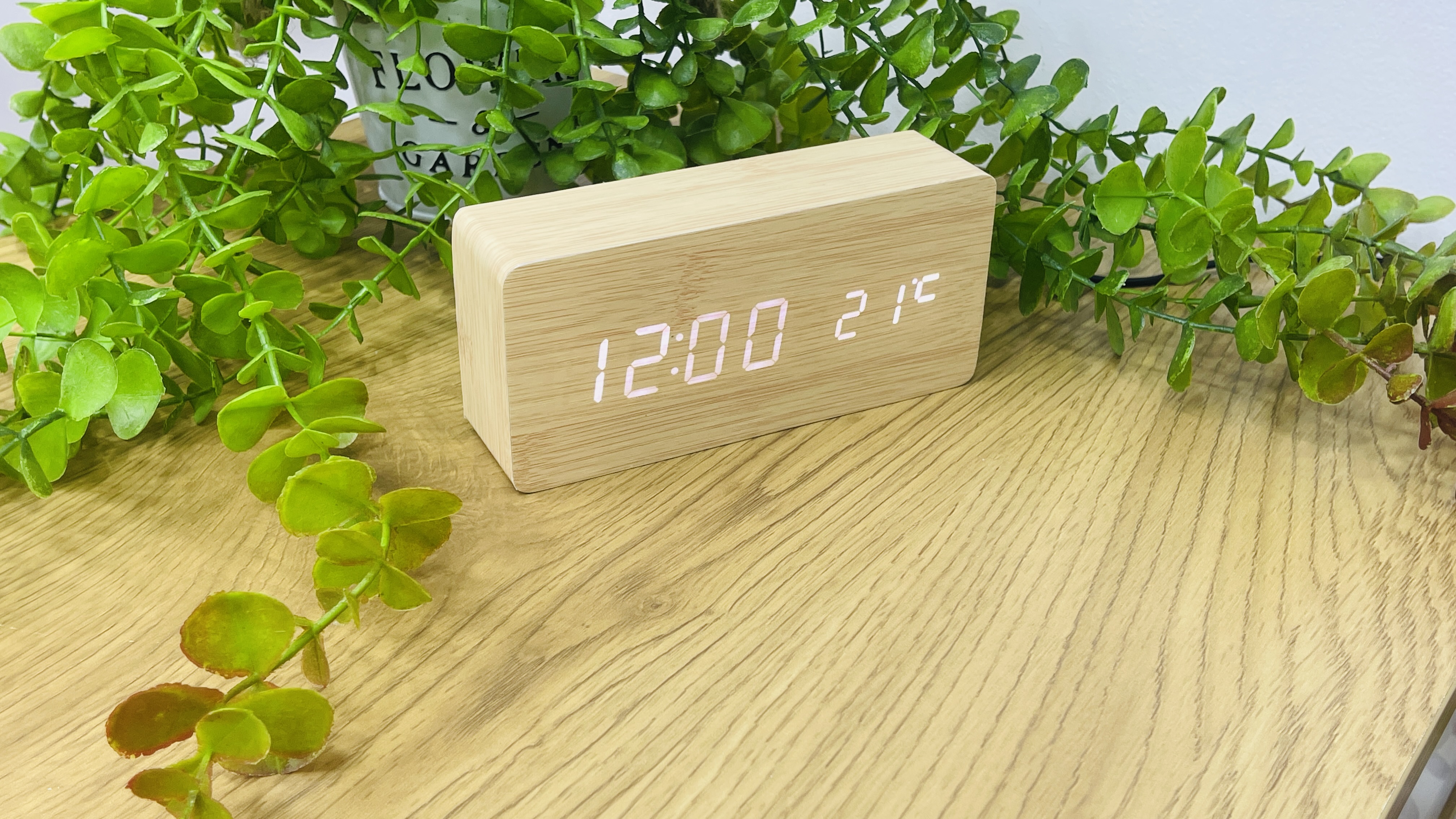 Sarı Taxta Dizaynlı LED Elektron Saat