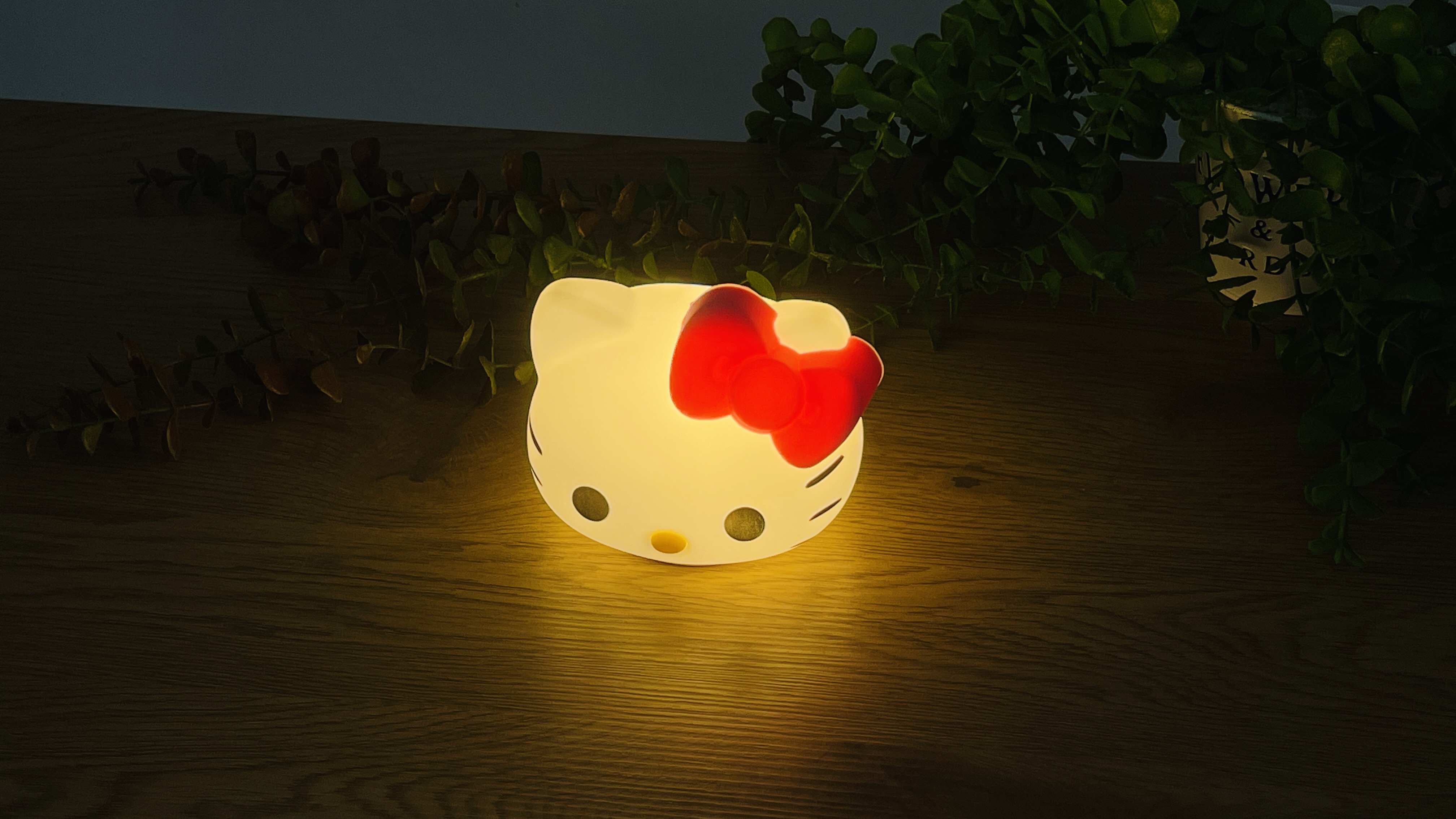 Hello Kitty Silikon Lampa