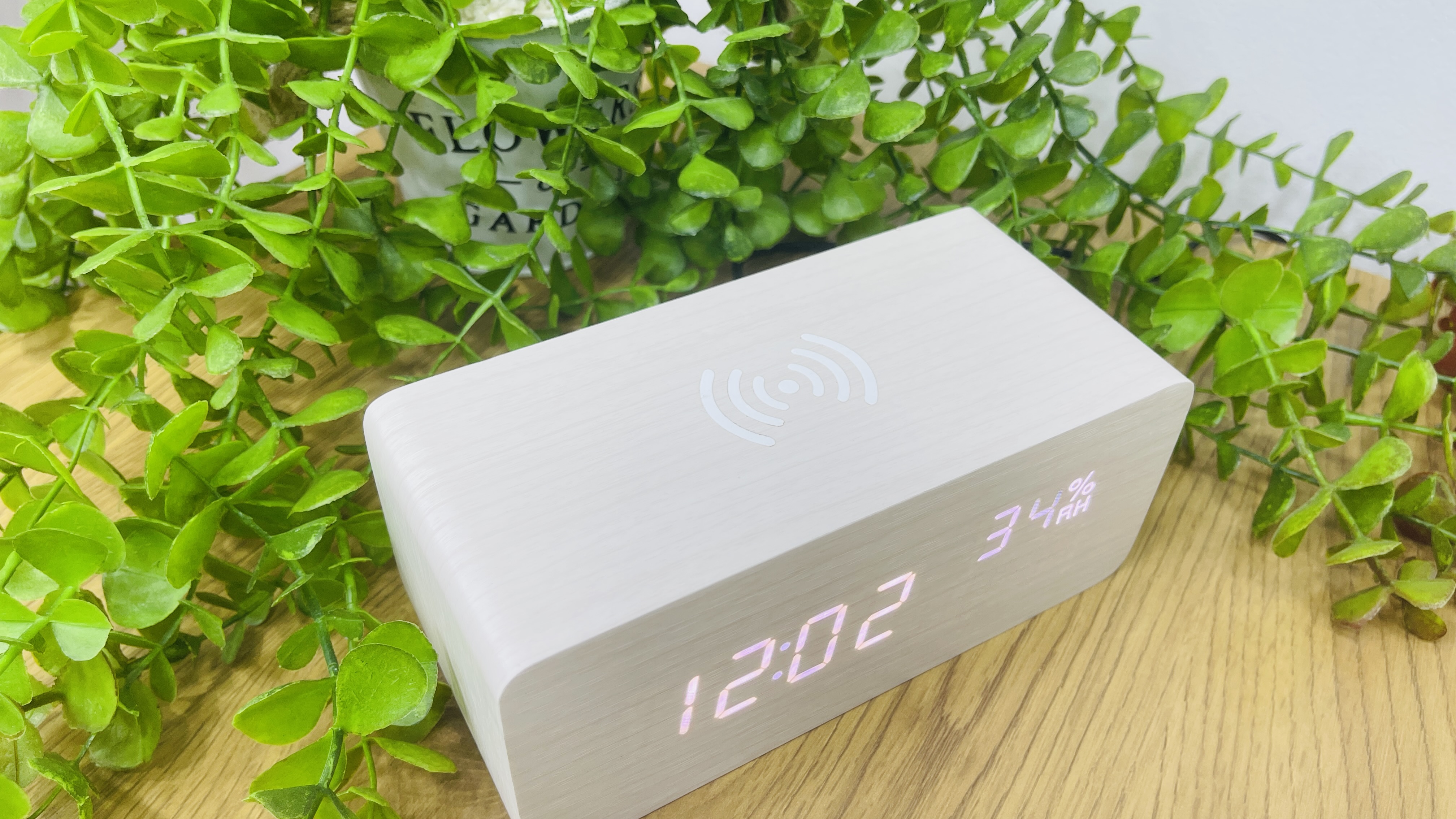 Simsiz Şarjlı Taxta Masaüstü Saat Ağ