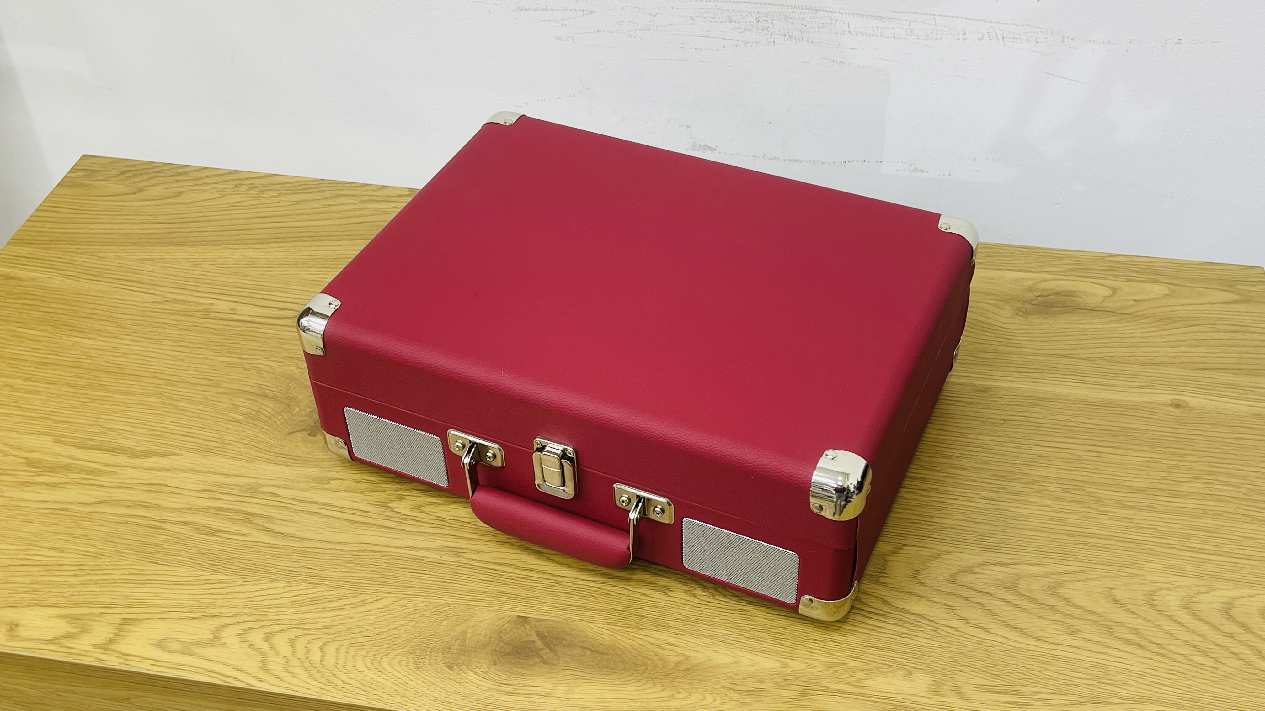 Qramafon – Klassik Vinil Pleyer (Bordo Rəngdə)