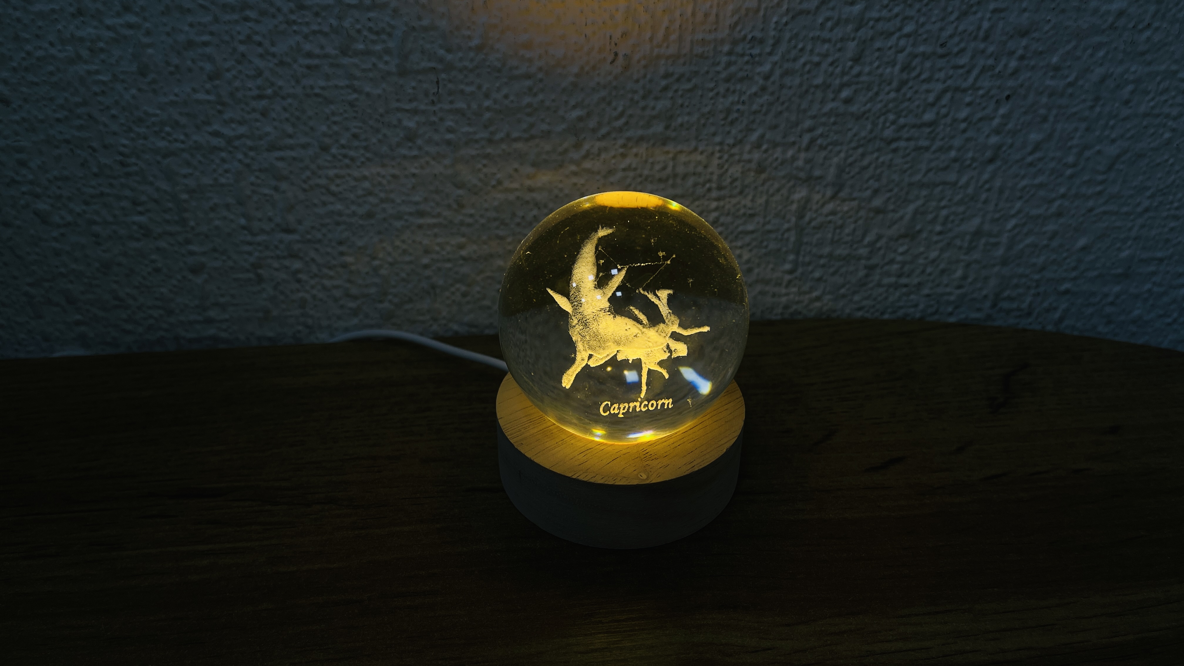 Oğlaq Bürcü Kürə İşıq (Kiçik 5.5 x 7.5 sm)