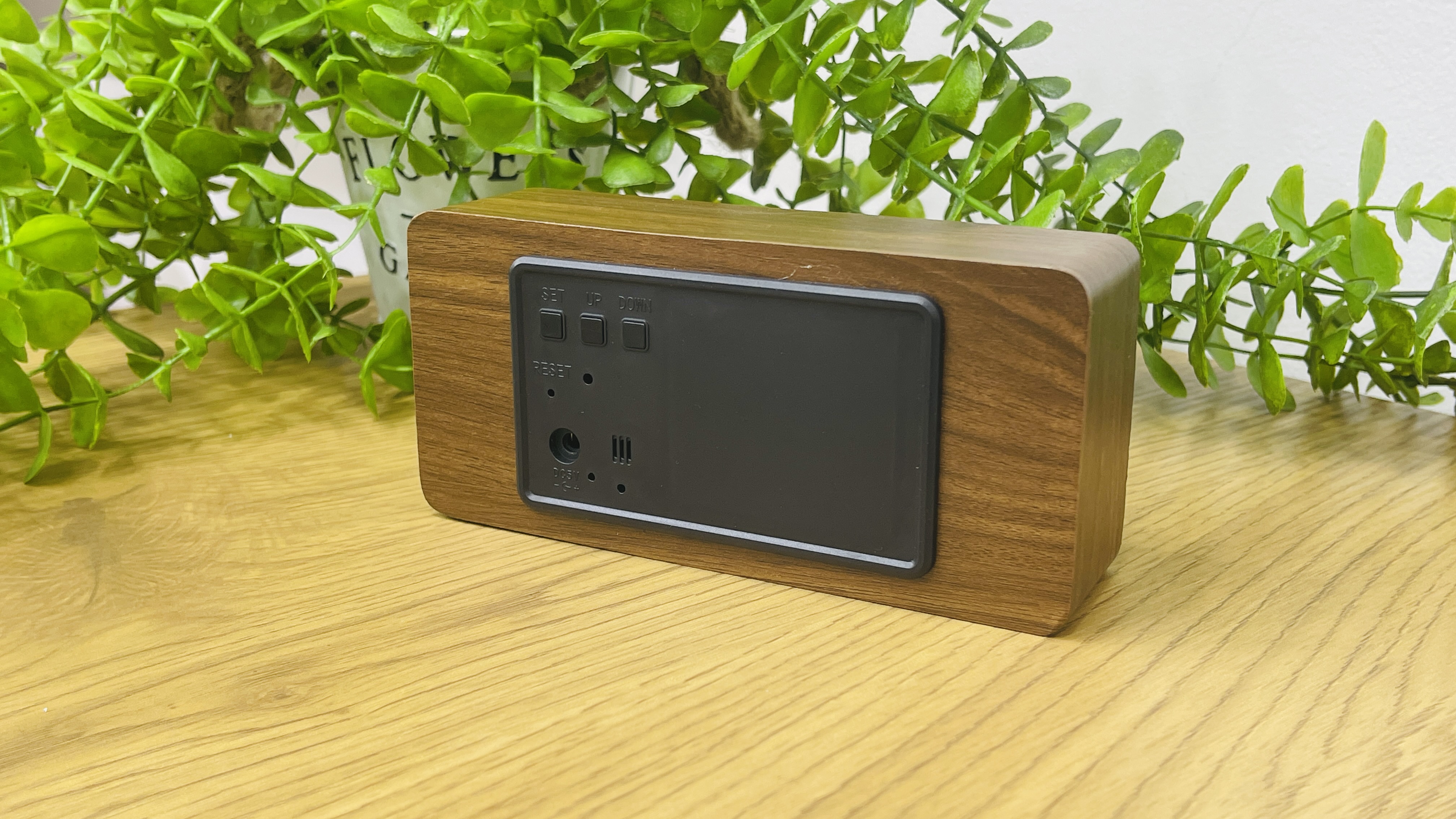 Taxta Dizaynlı LED Qəhvəyi Elektron Saat