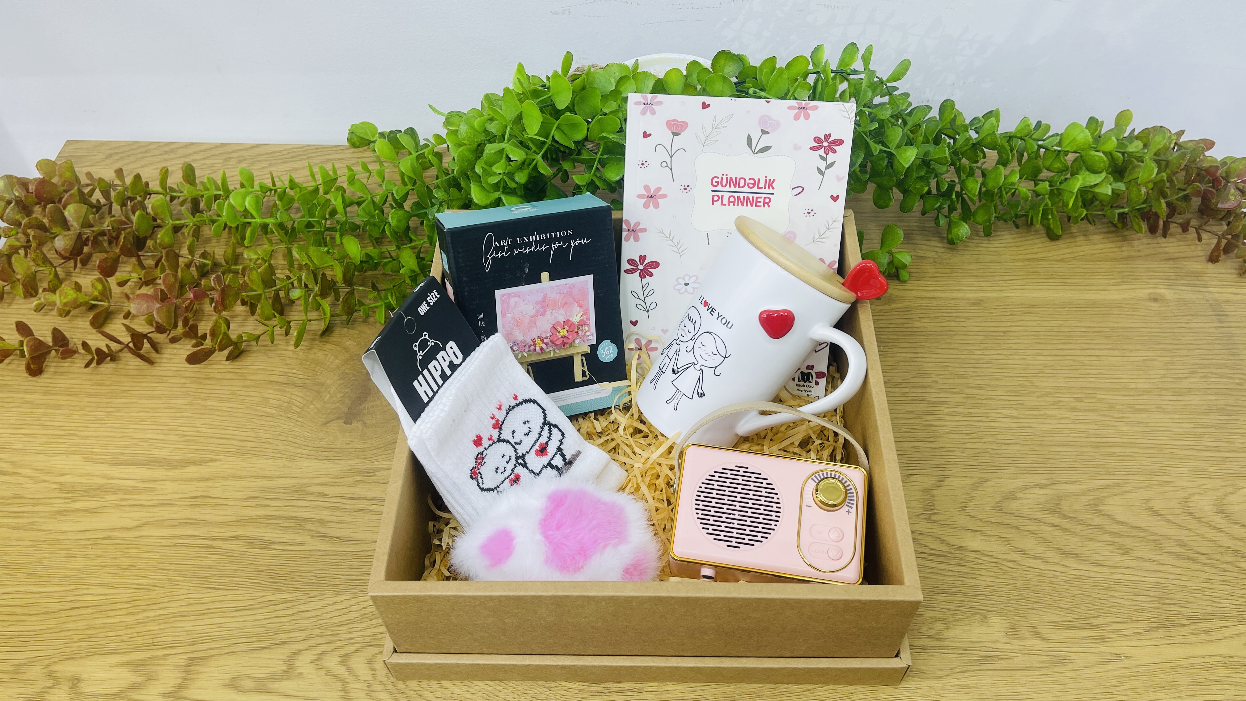 14 Fevral Sevgi Hədiyyə Qutusu 1