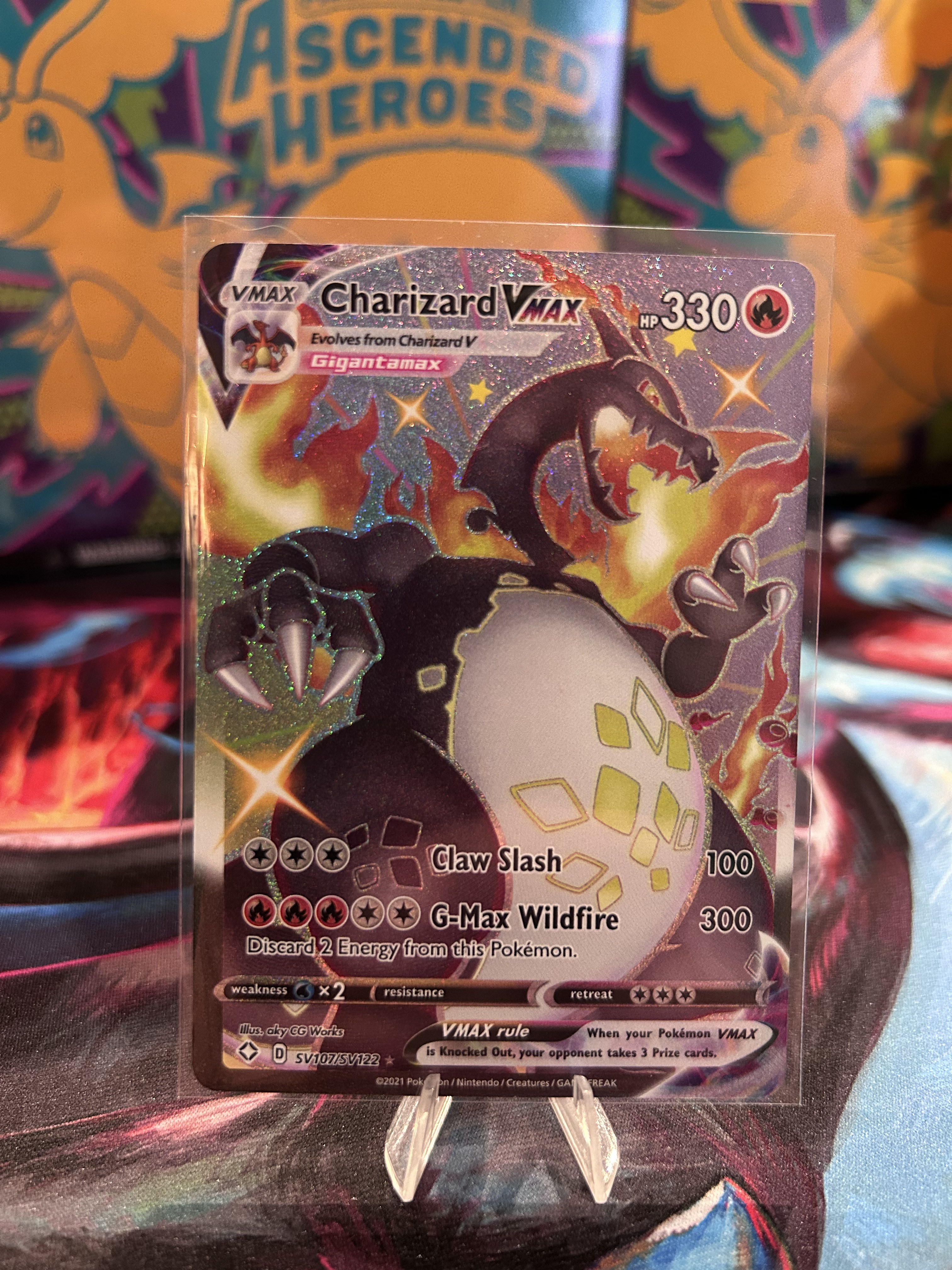 Charizard VMAX near mint (SHF SV107)