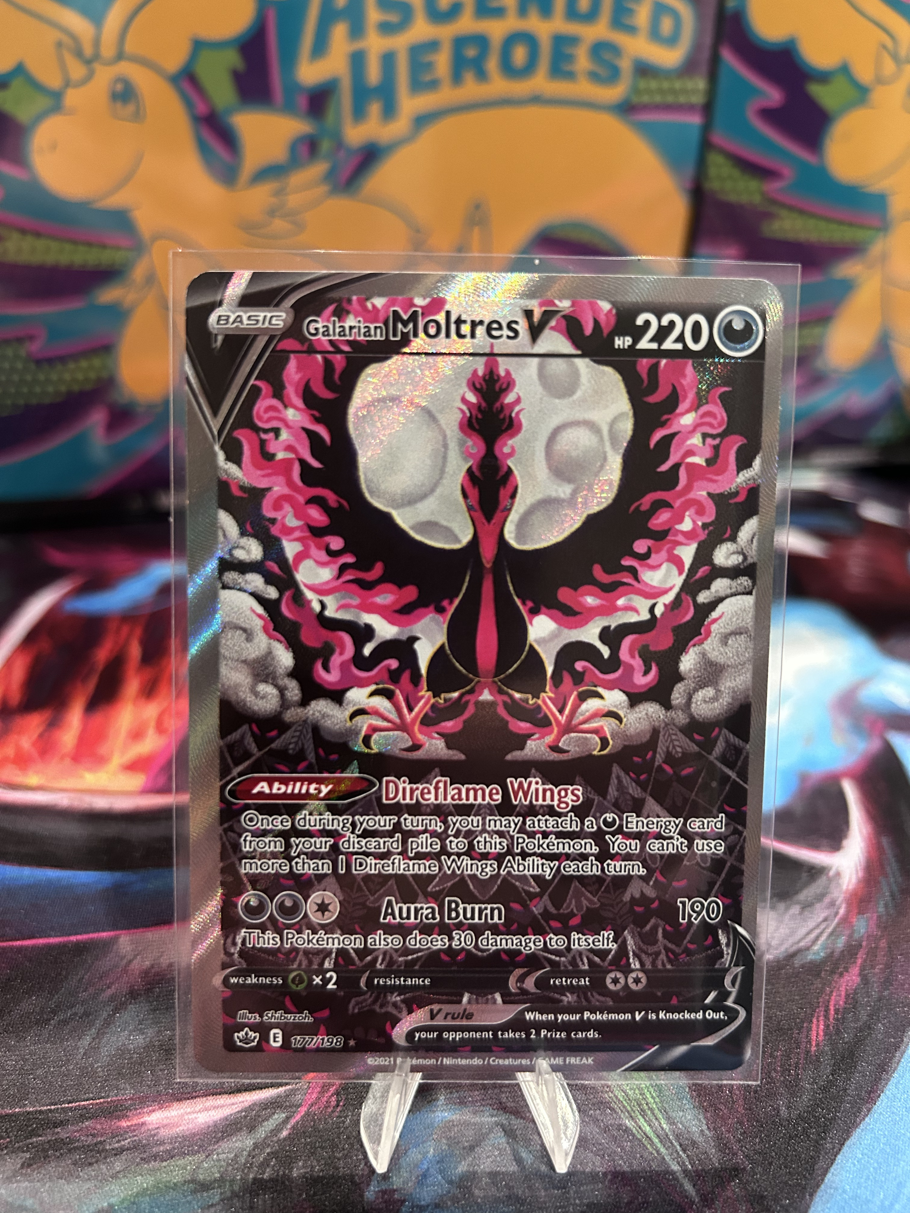 Galarian Moltres V near mint (CRE 177)