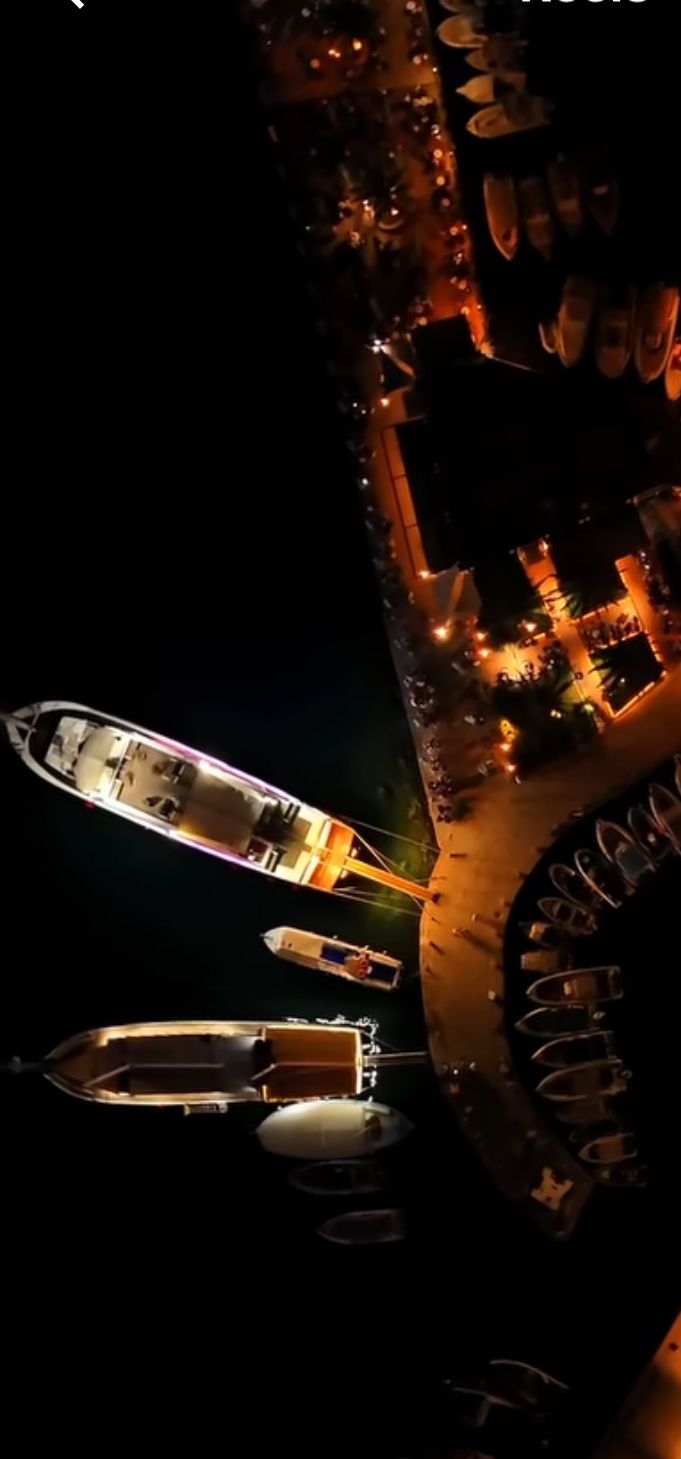 Night Tour-Your Dinner Boat Experience