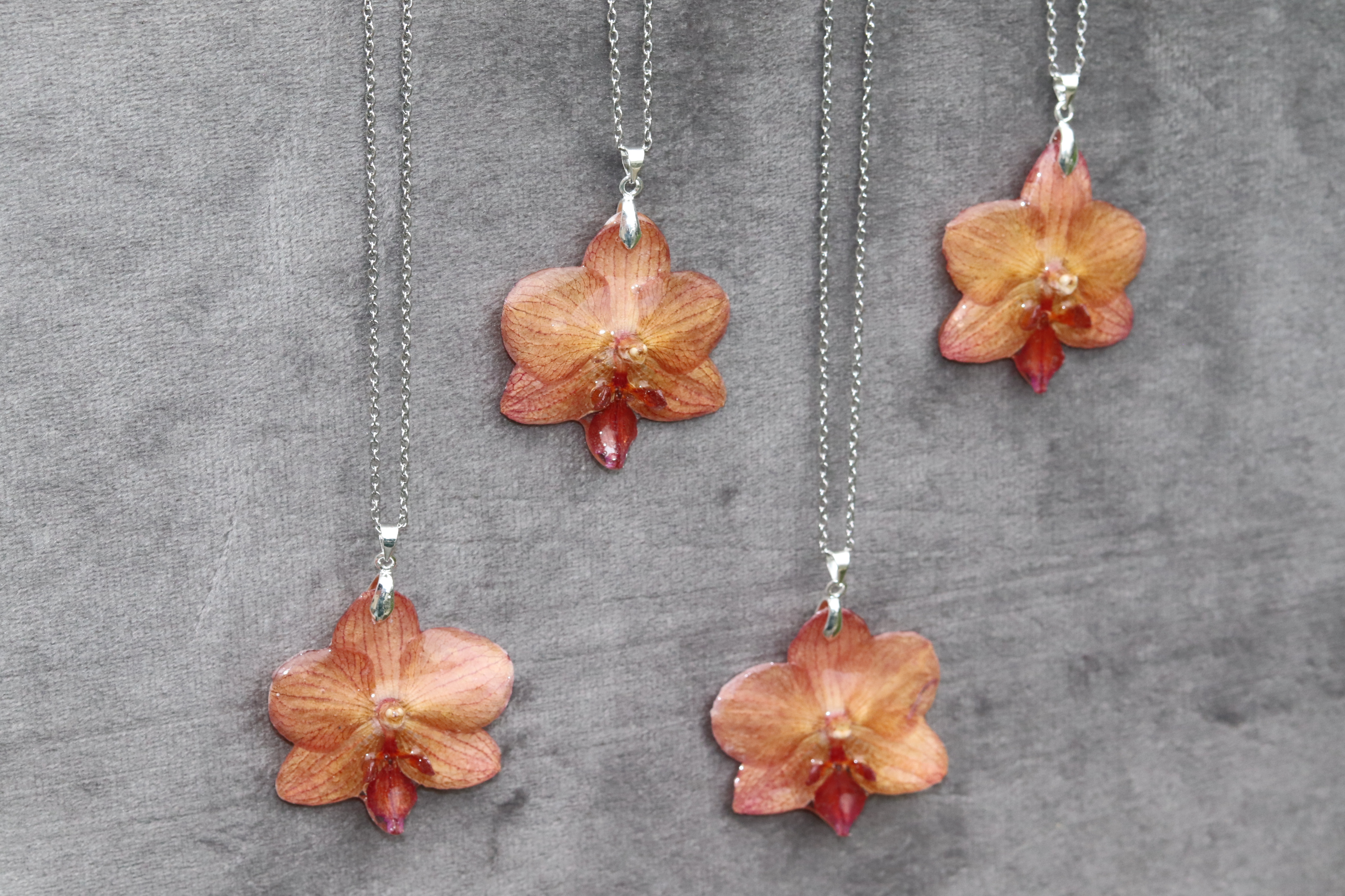 Collar orquídea natural