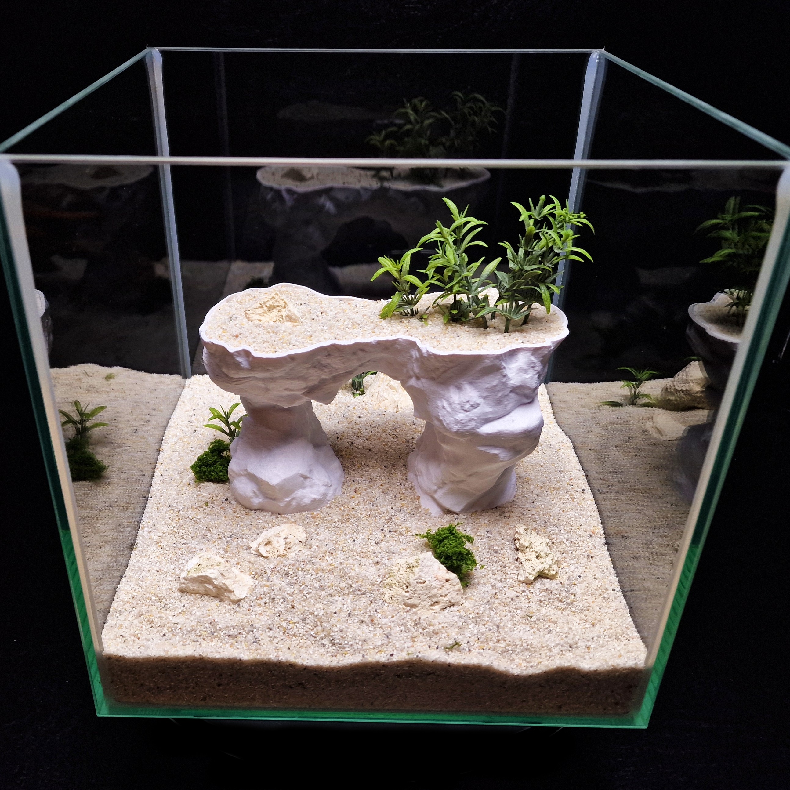 Rocky Gates Decoration