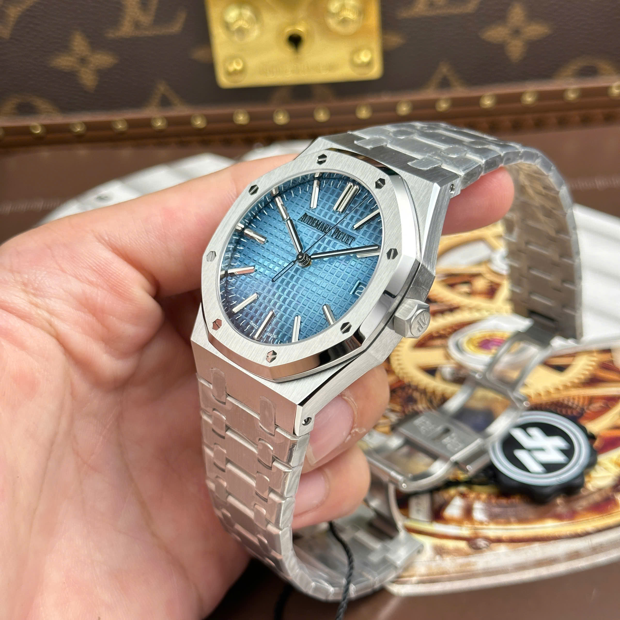 Đồng hồ Audemars Piguet Royal Oak 15510BC • Size 41mm, siêu mỏng