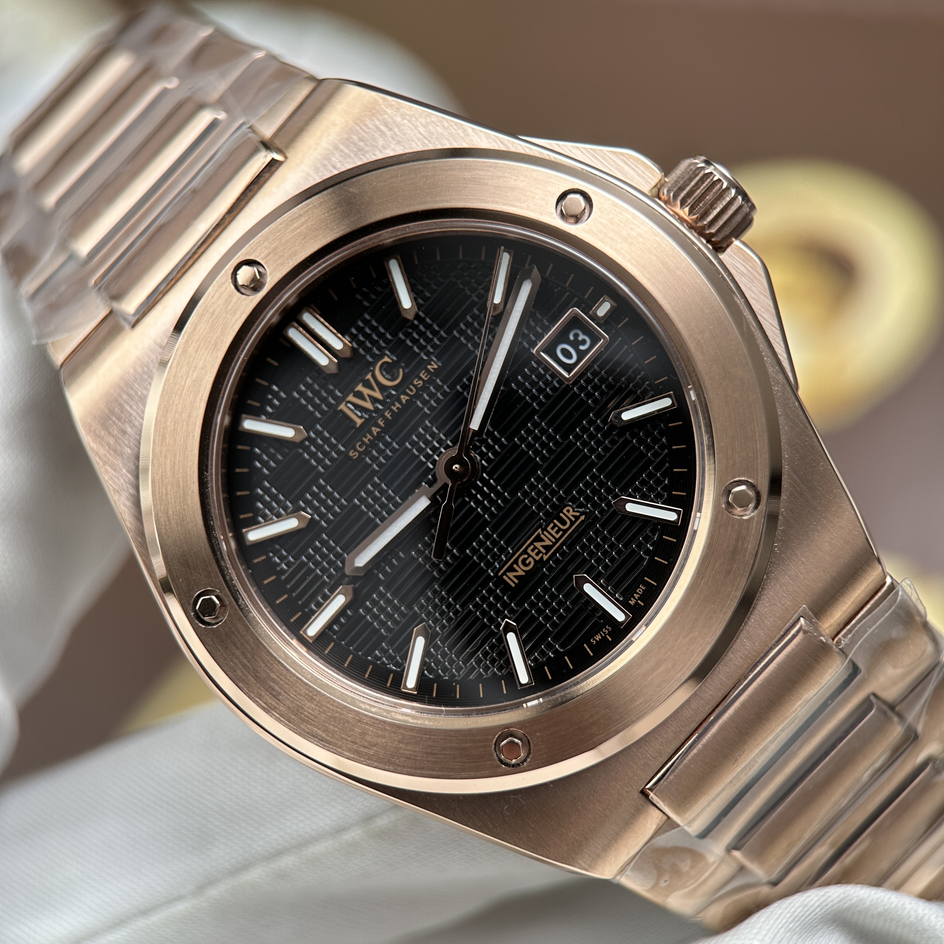 Đồng hồ IWC Ingenieur, Size 40mm, Vàng hồng