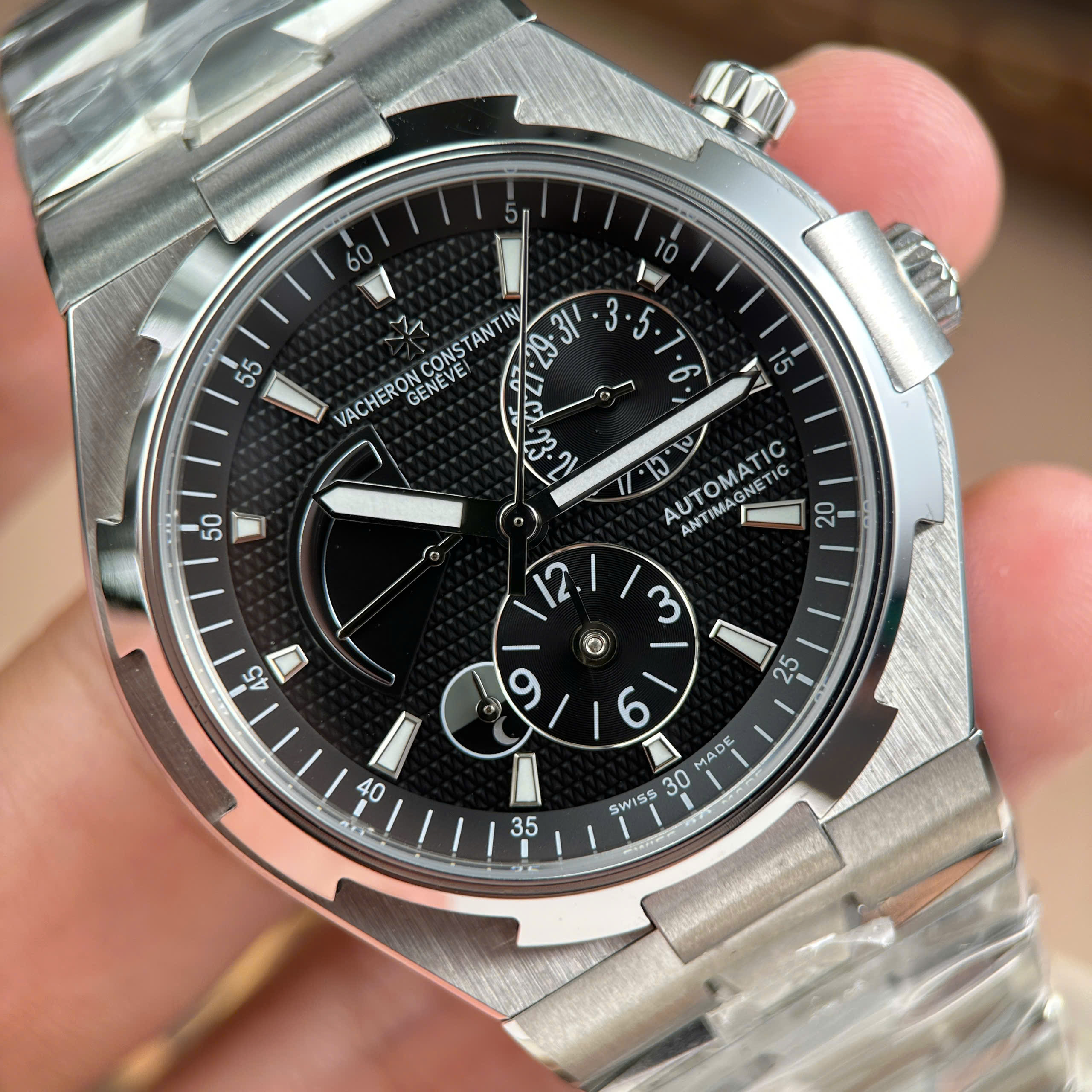 Đồng hồ Vacheron Constantin Overseas Dual Time 47450, Size 42mm